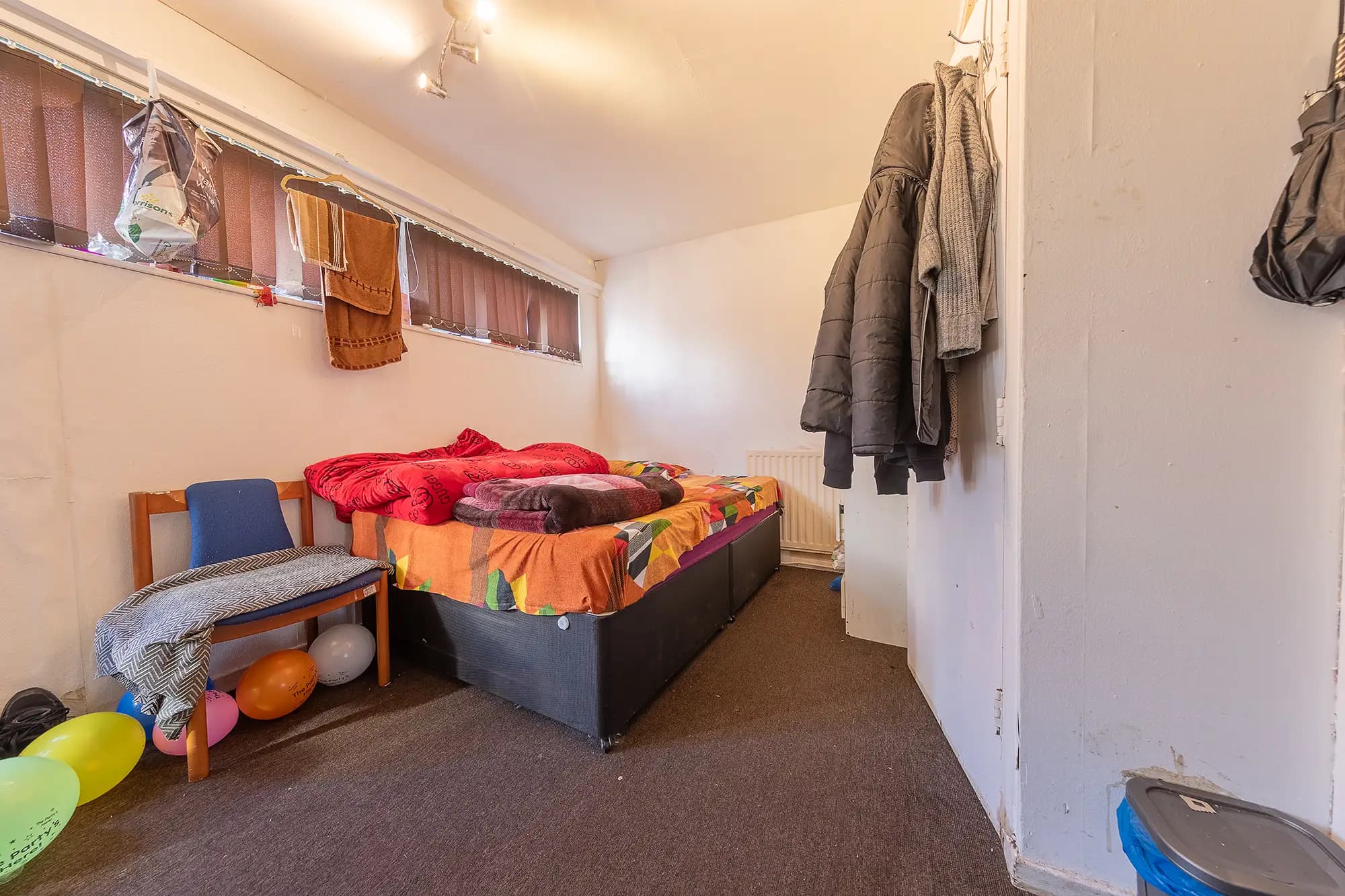 property photo 6 of 17