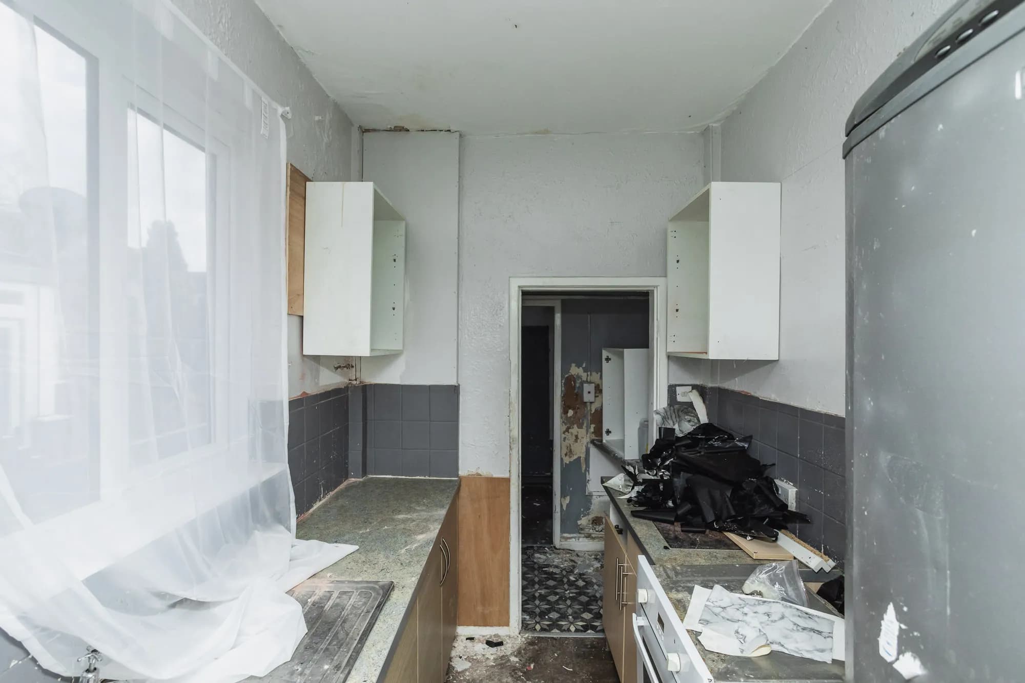 property photo 7 of 32