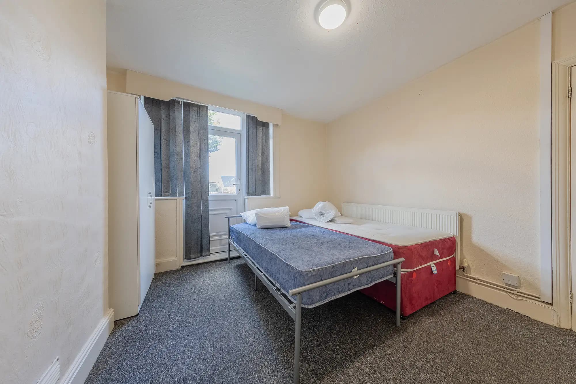 property photo 16 of 29