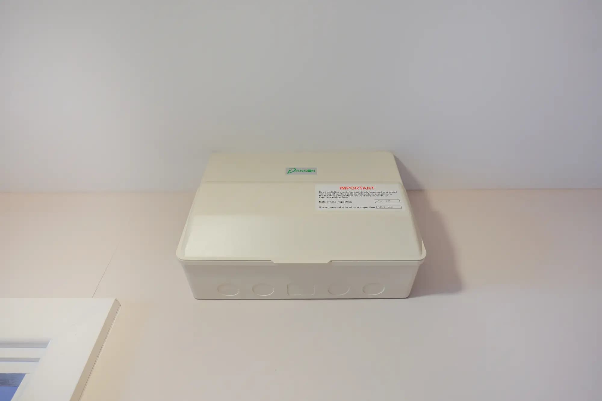 property photo 11 of 17