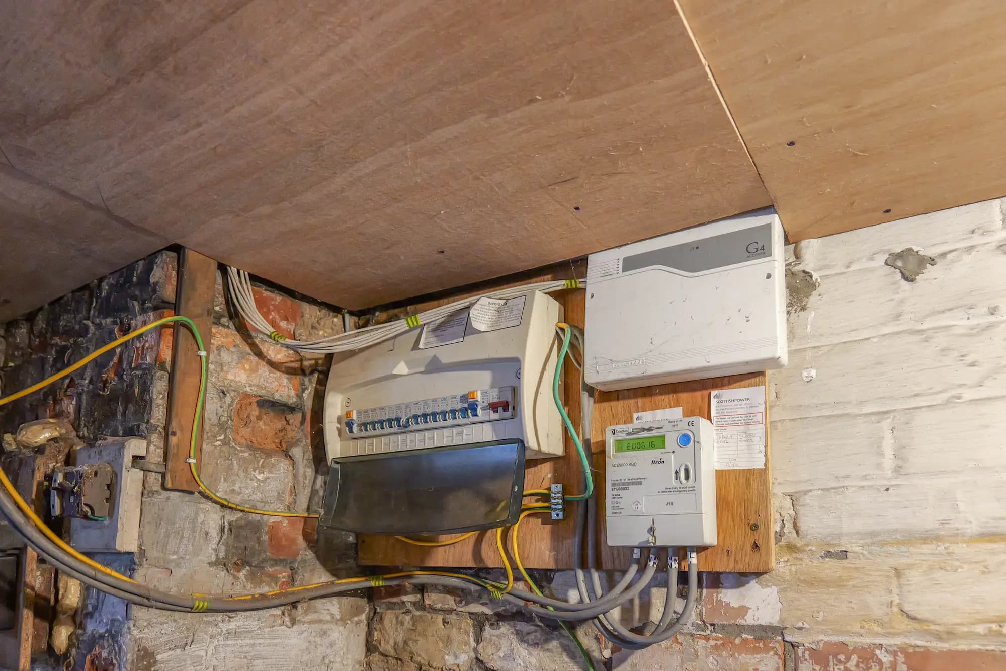 property photo 25 of 33