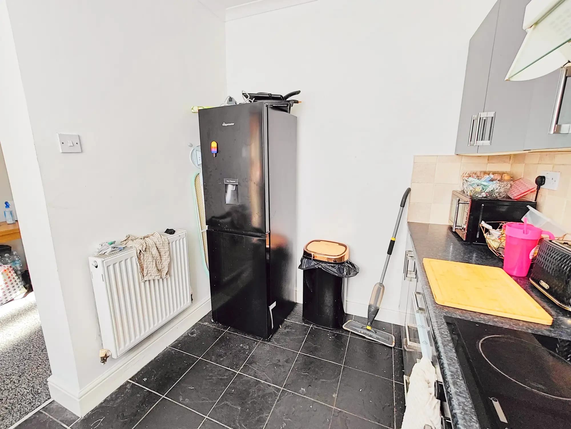 property photo 7 of 21