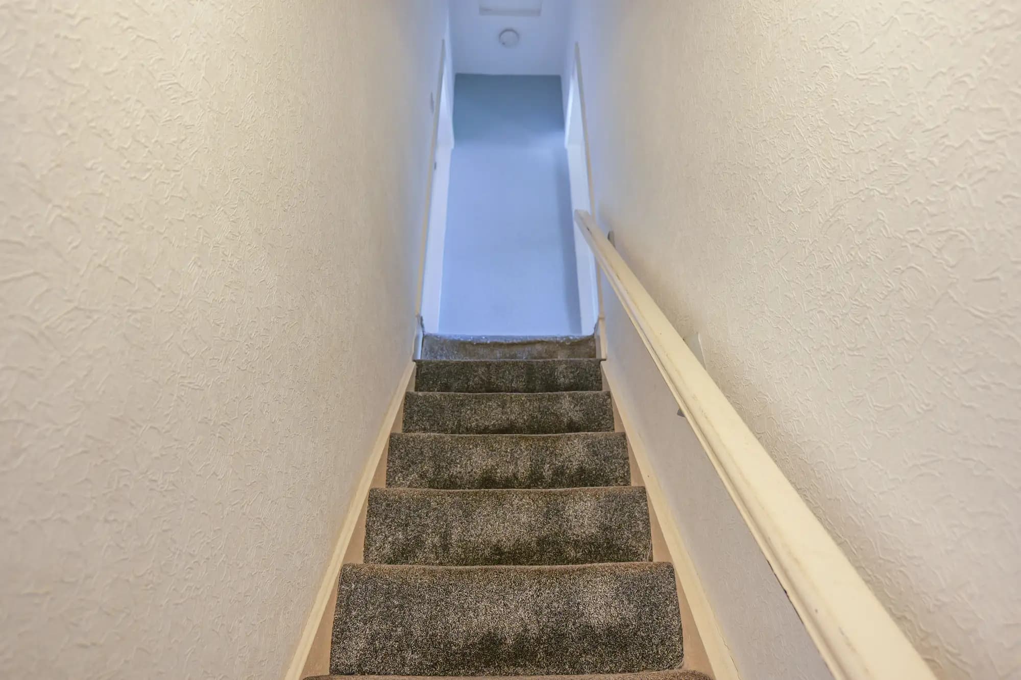 property photo 18 of 25