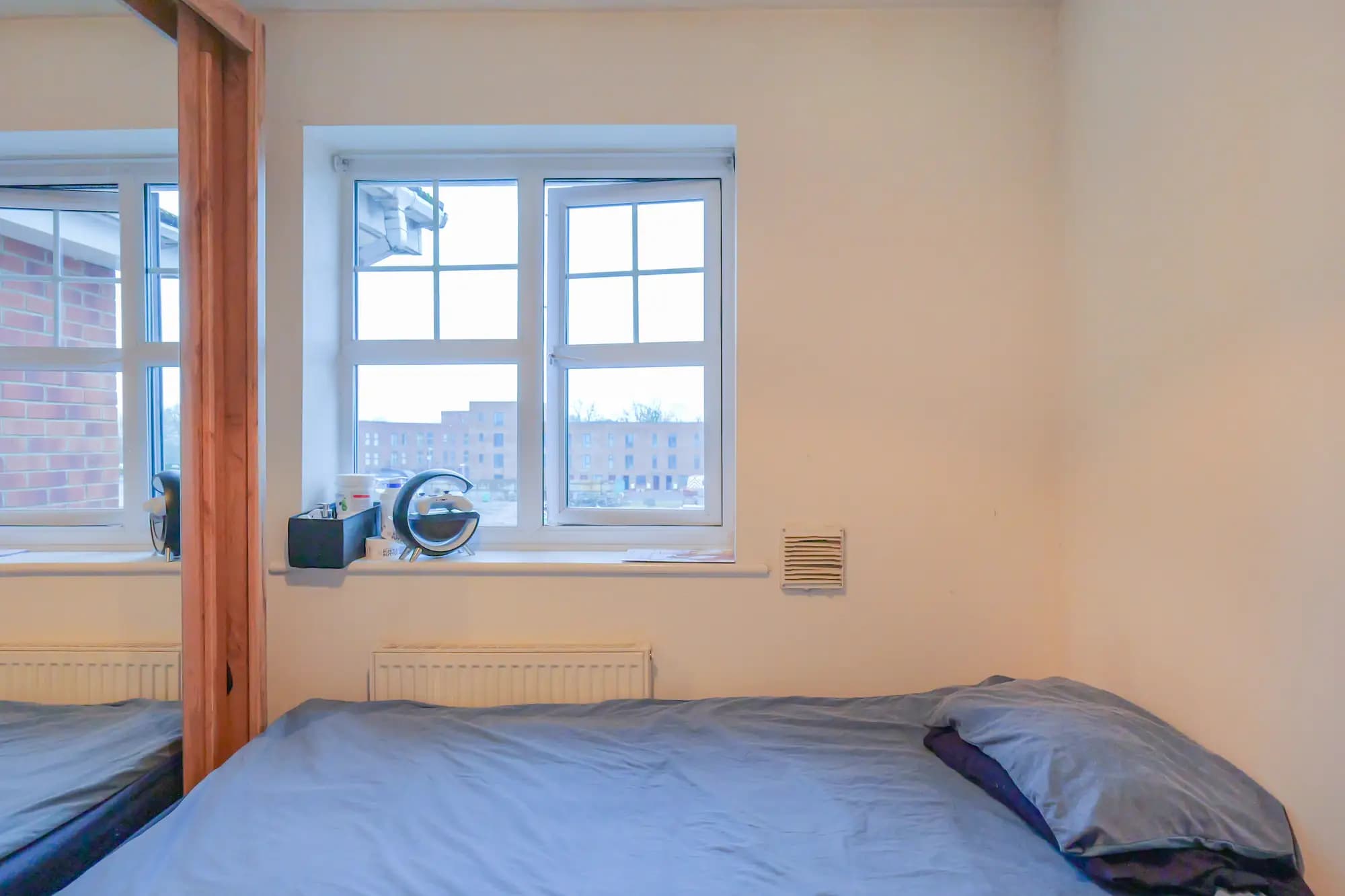 property photo 9 of 23