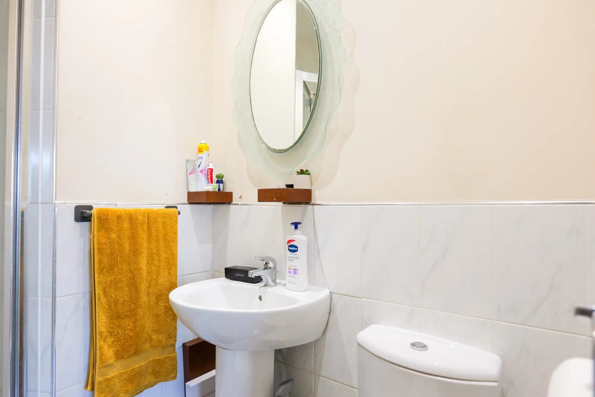 property photo 5 of 17