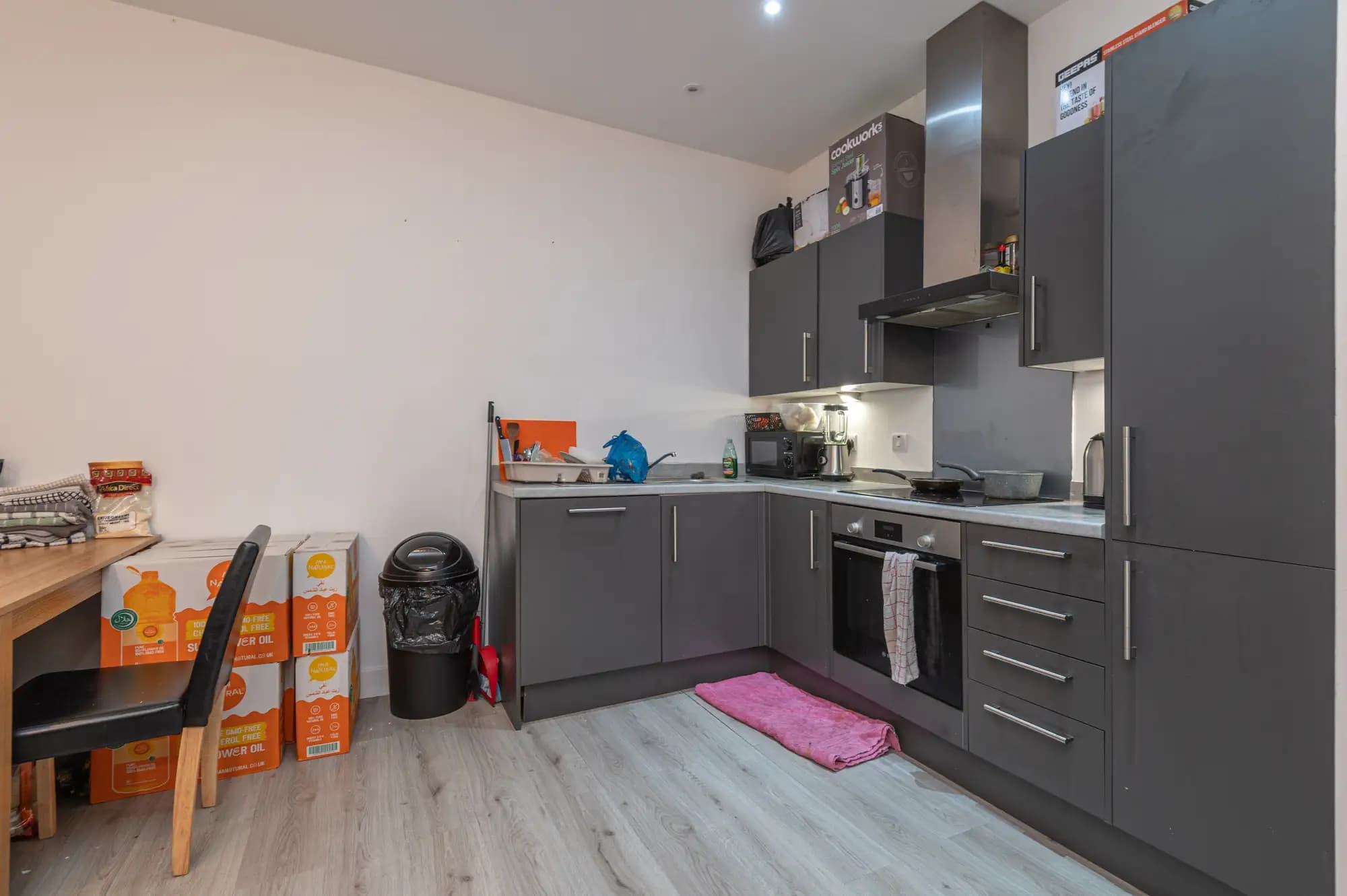 property photo 6 of 19