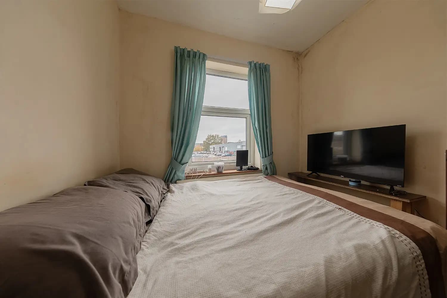 property photo 22 of 31