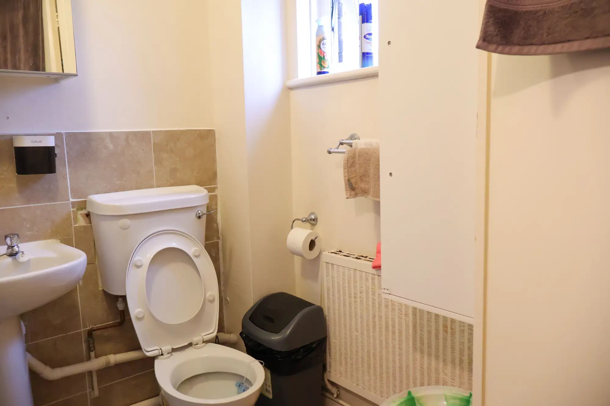 property photo 9 of 20