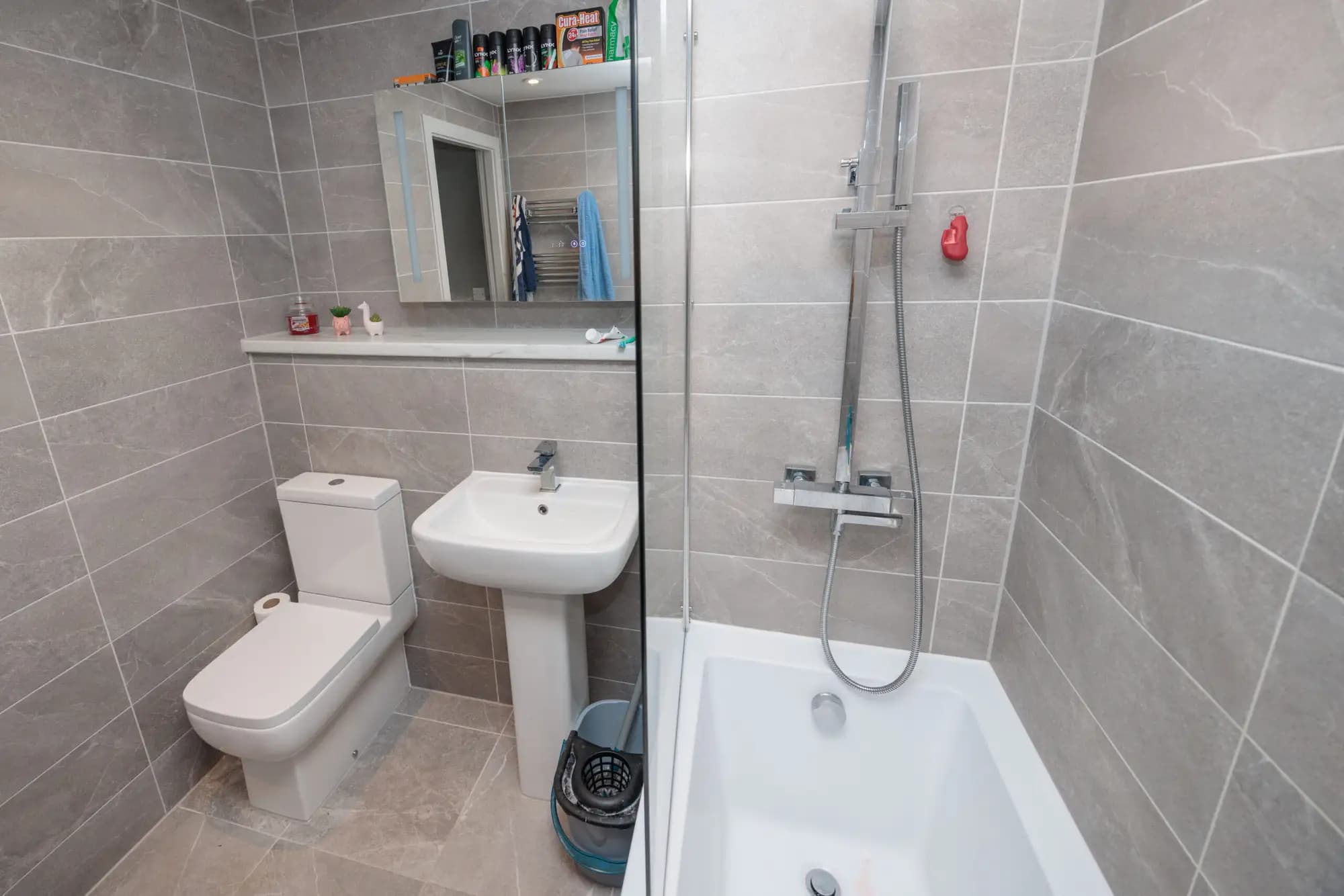 property photo 10 of 17