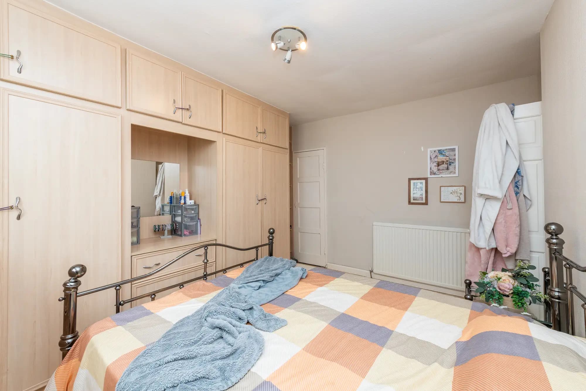 property photo 19 of 38