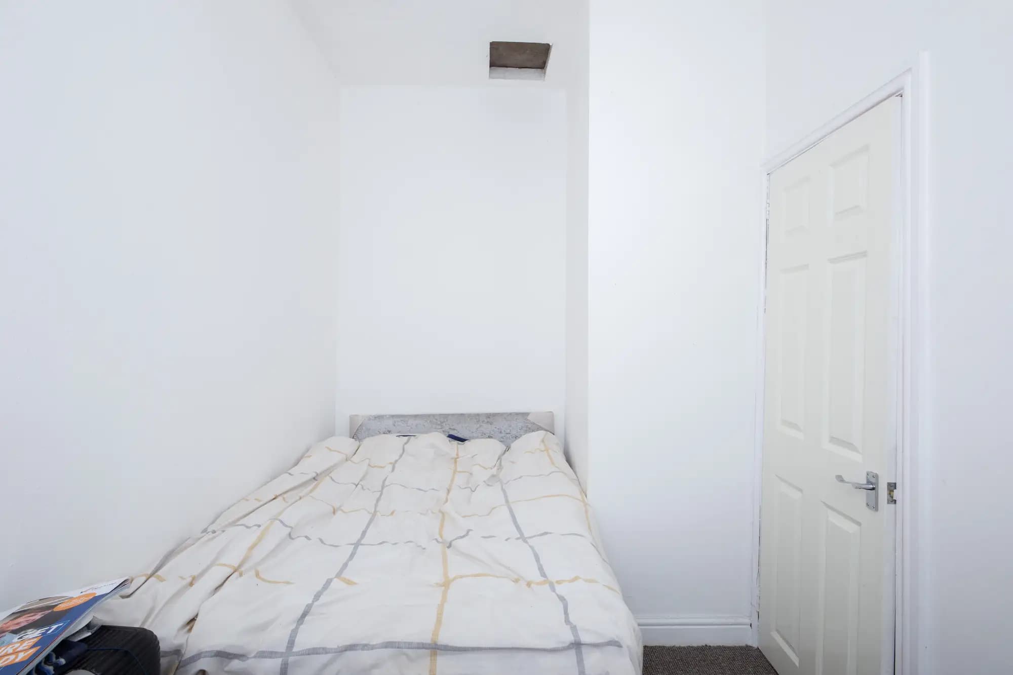 property photo 17 of 26