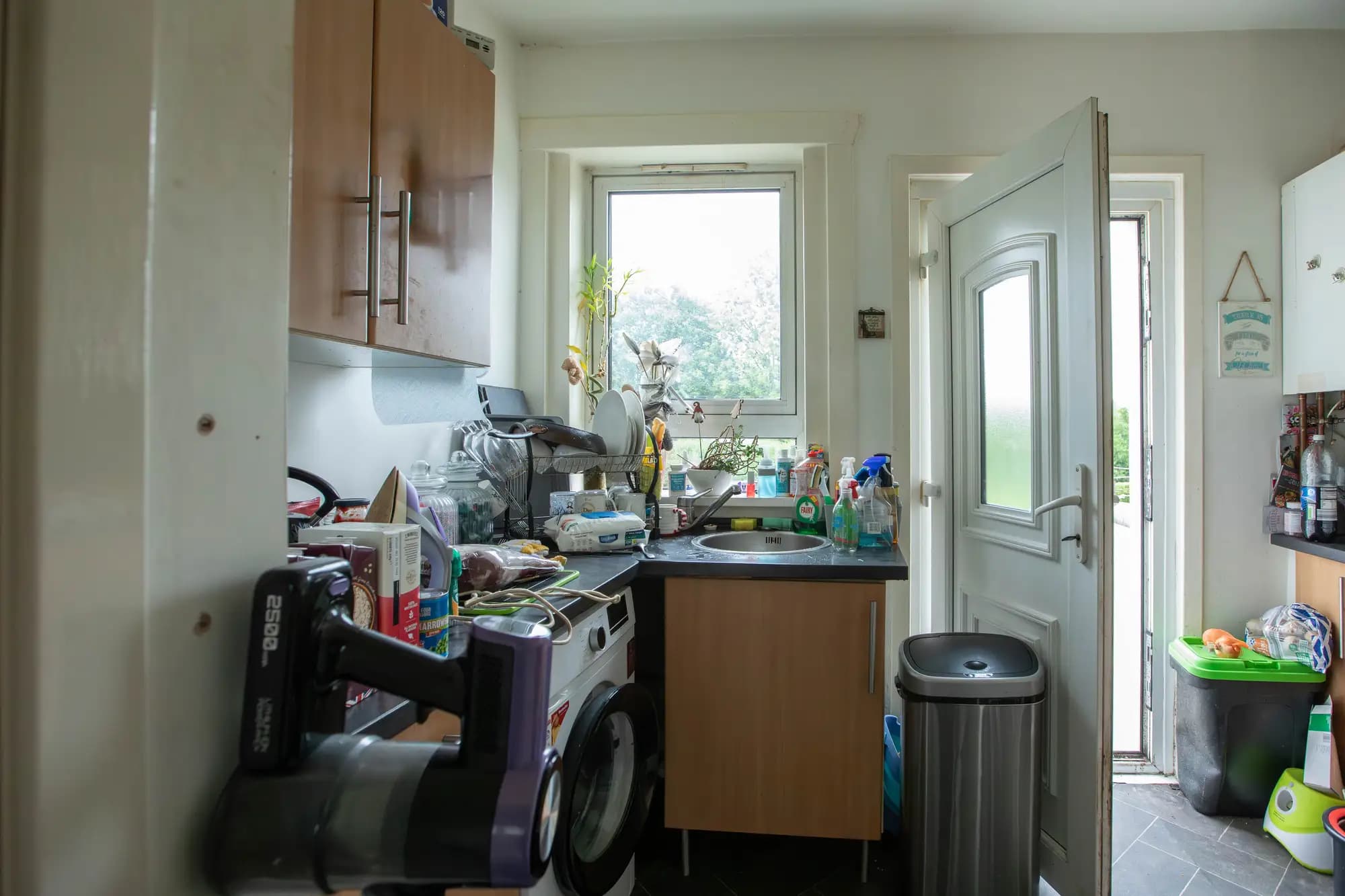 property photo 7 of 16