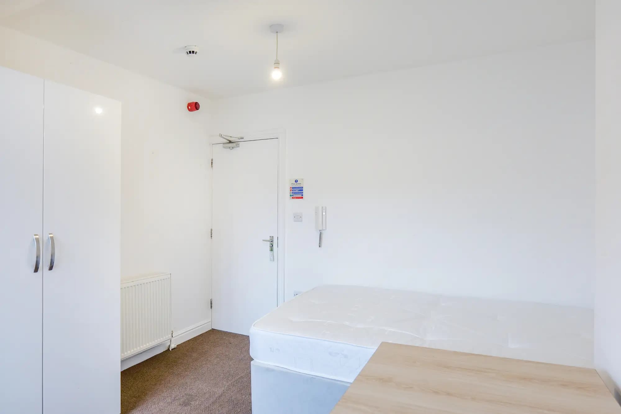 property photo 22 of 40