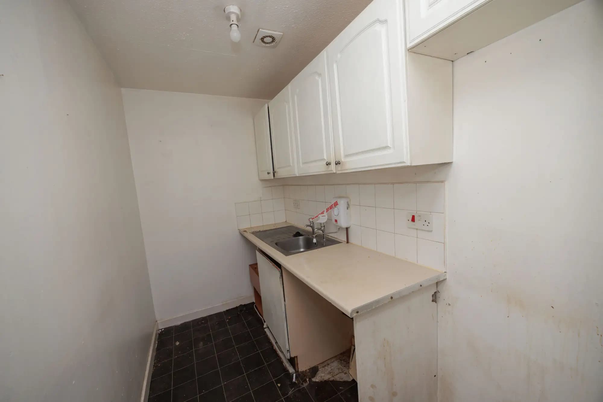 property photo 12 of 50