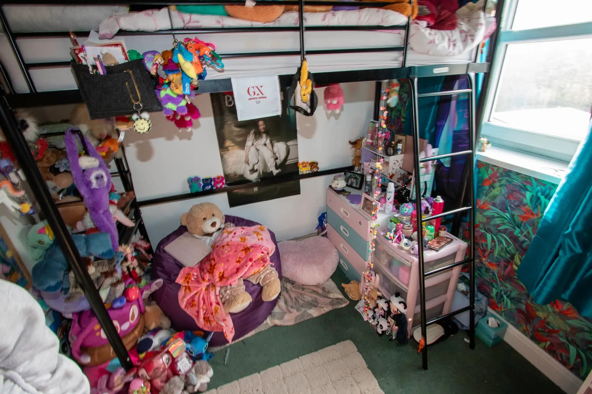 property photo 16 of 25