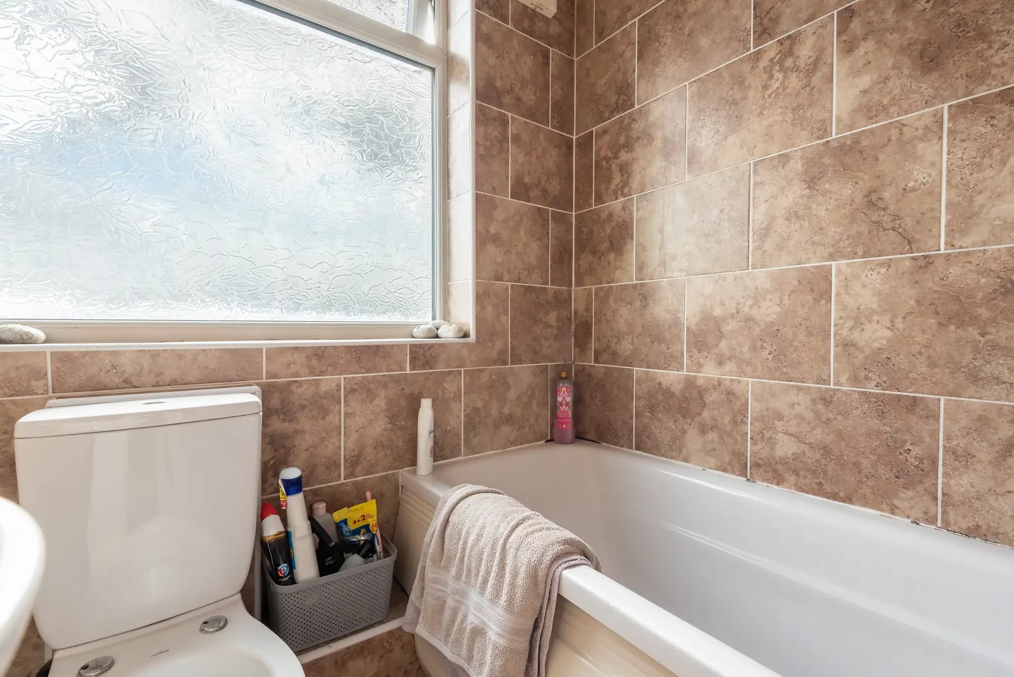property photo 11 of 27