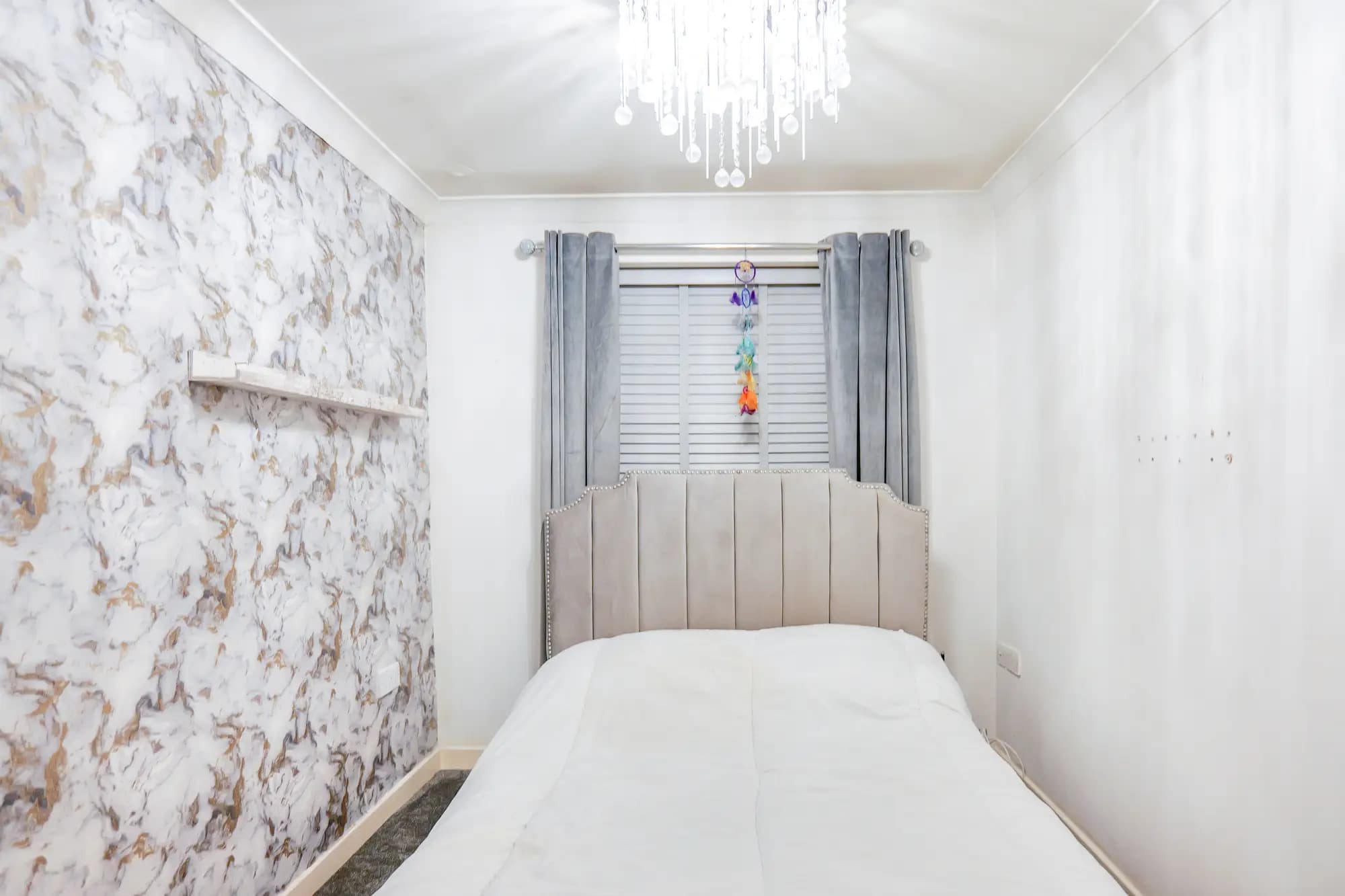 property photo 11 of 23