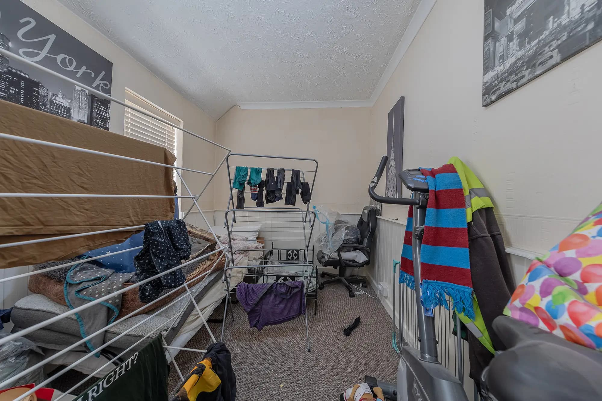 property photo 11 of 17