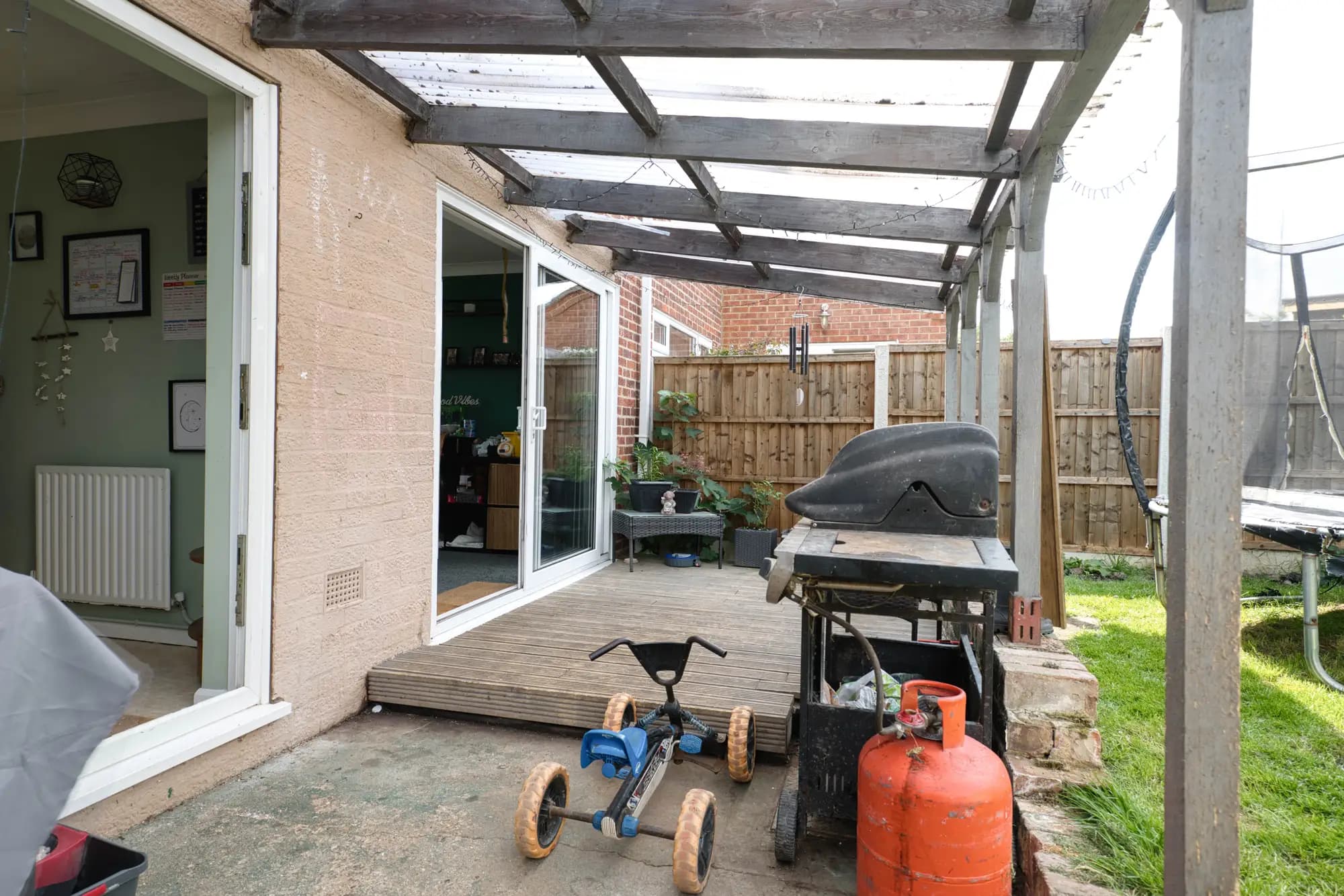 property photo 21 of 25