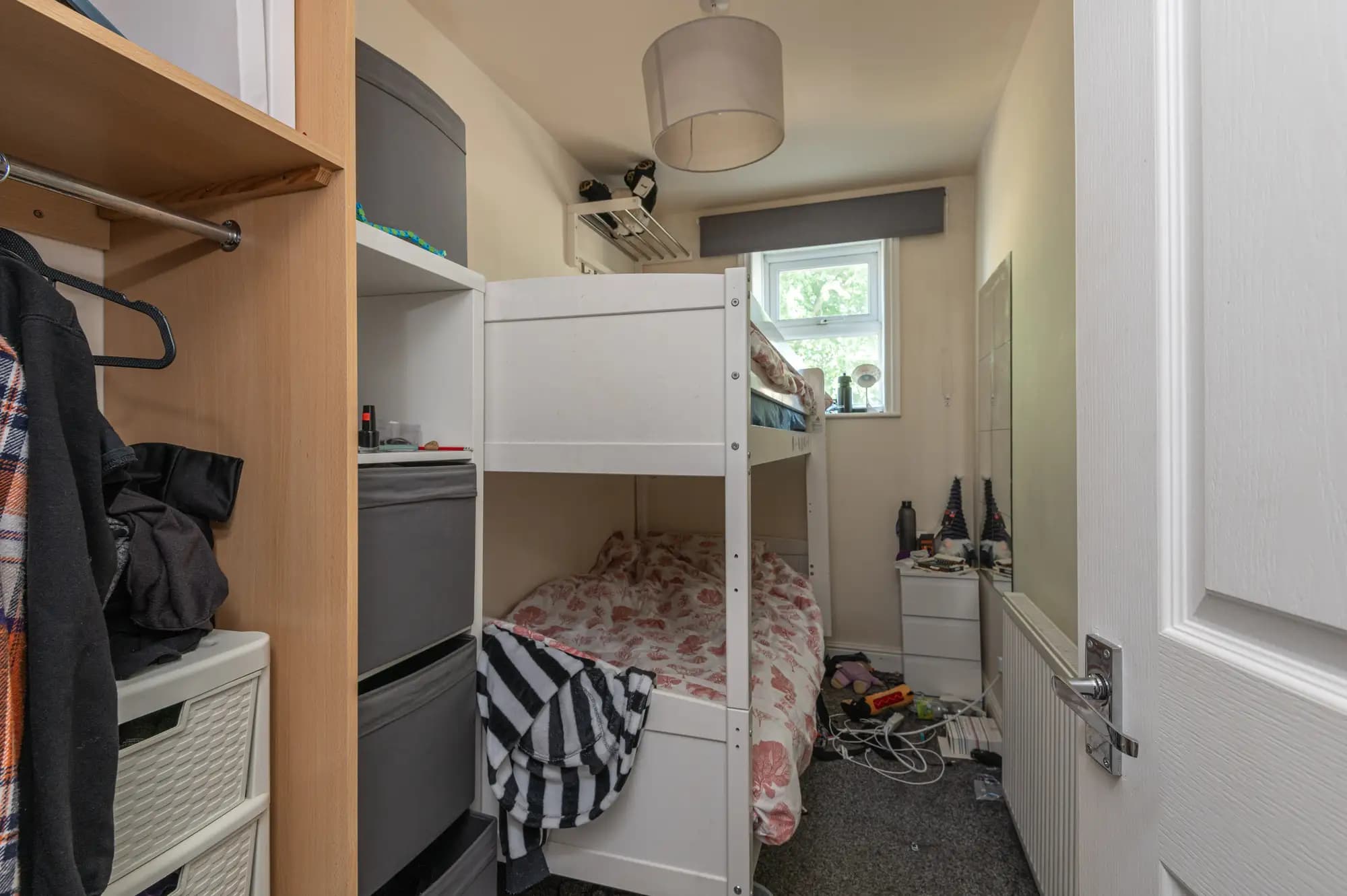 property photo 11 of 19