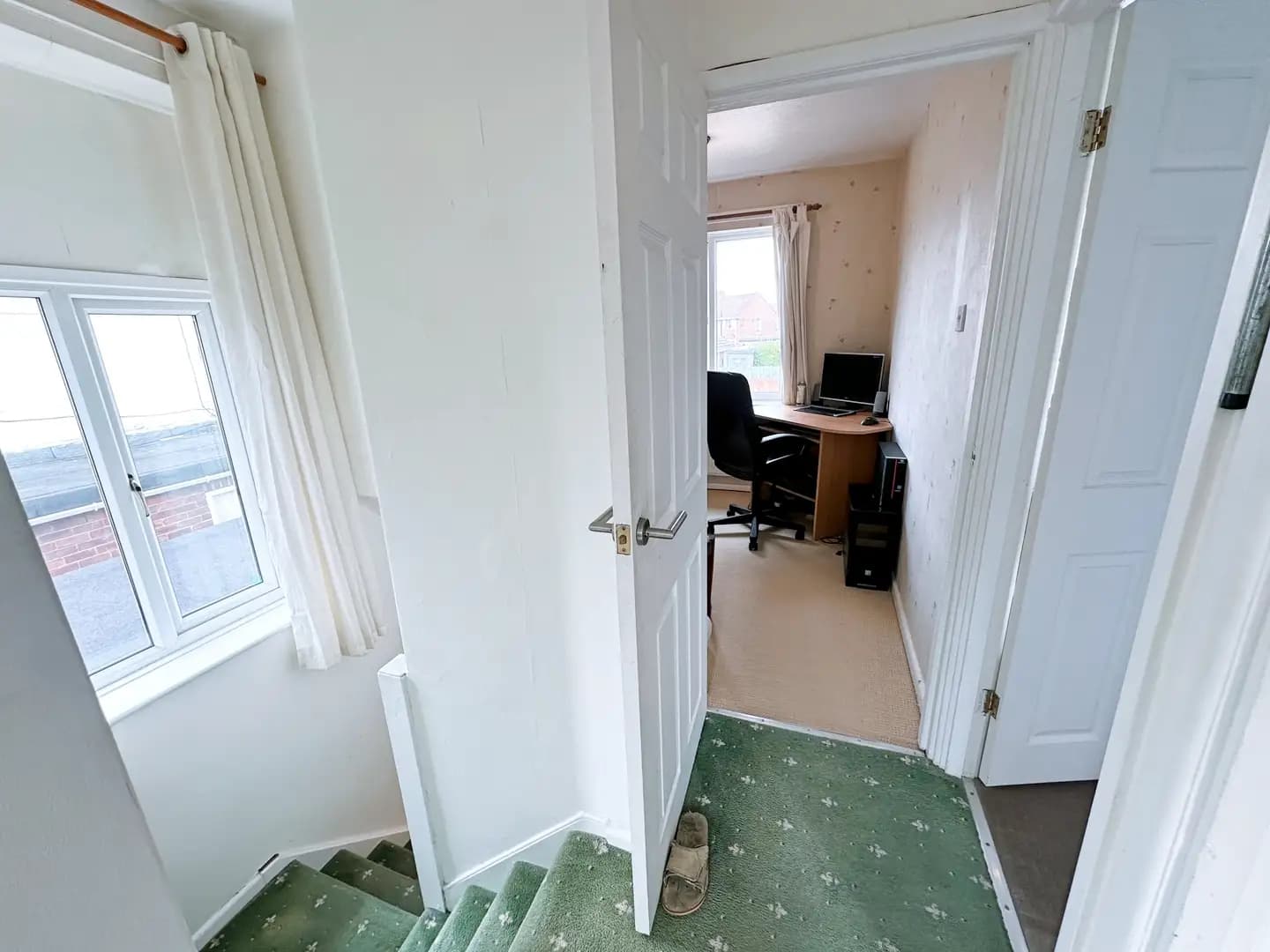 property photo 19 of 31