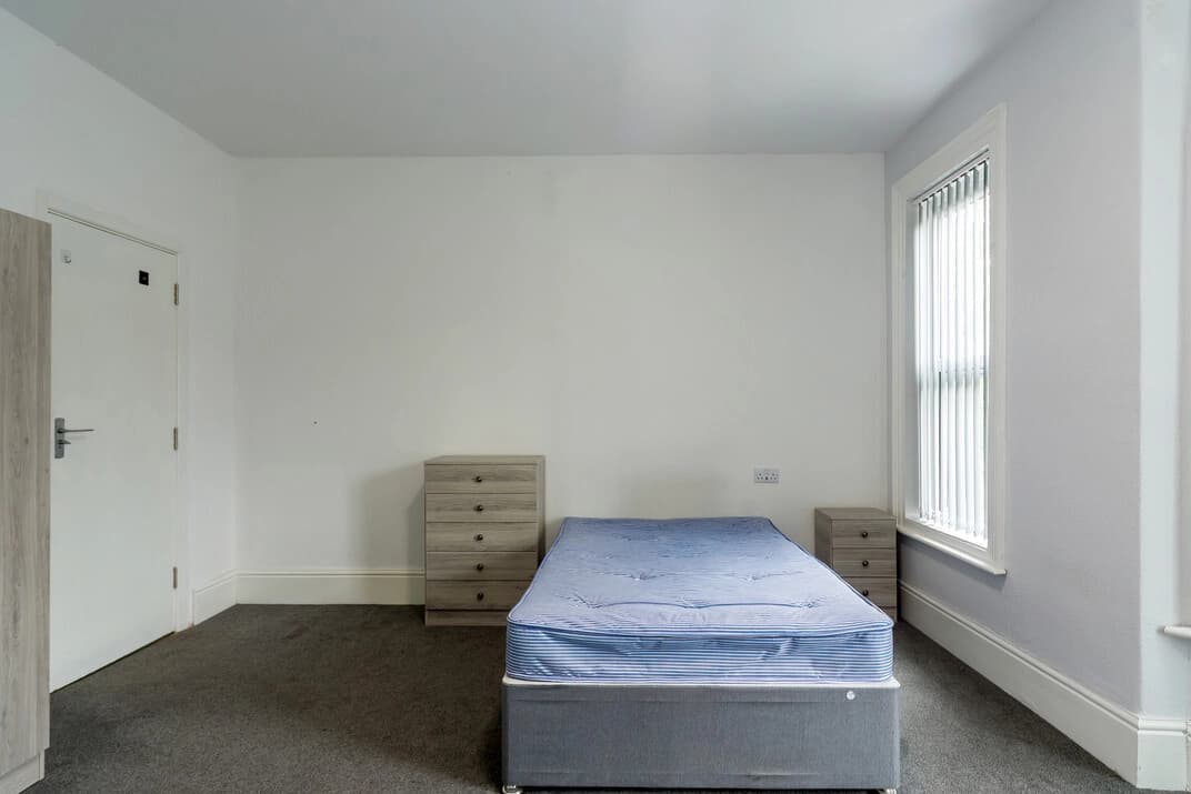 property photo 16 of 22