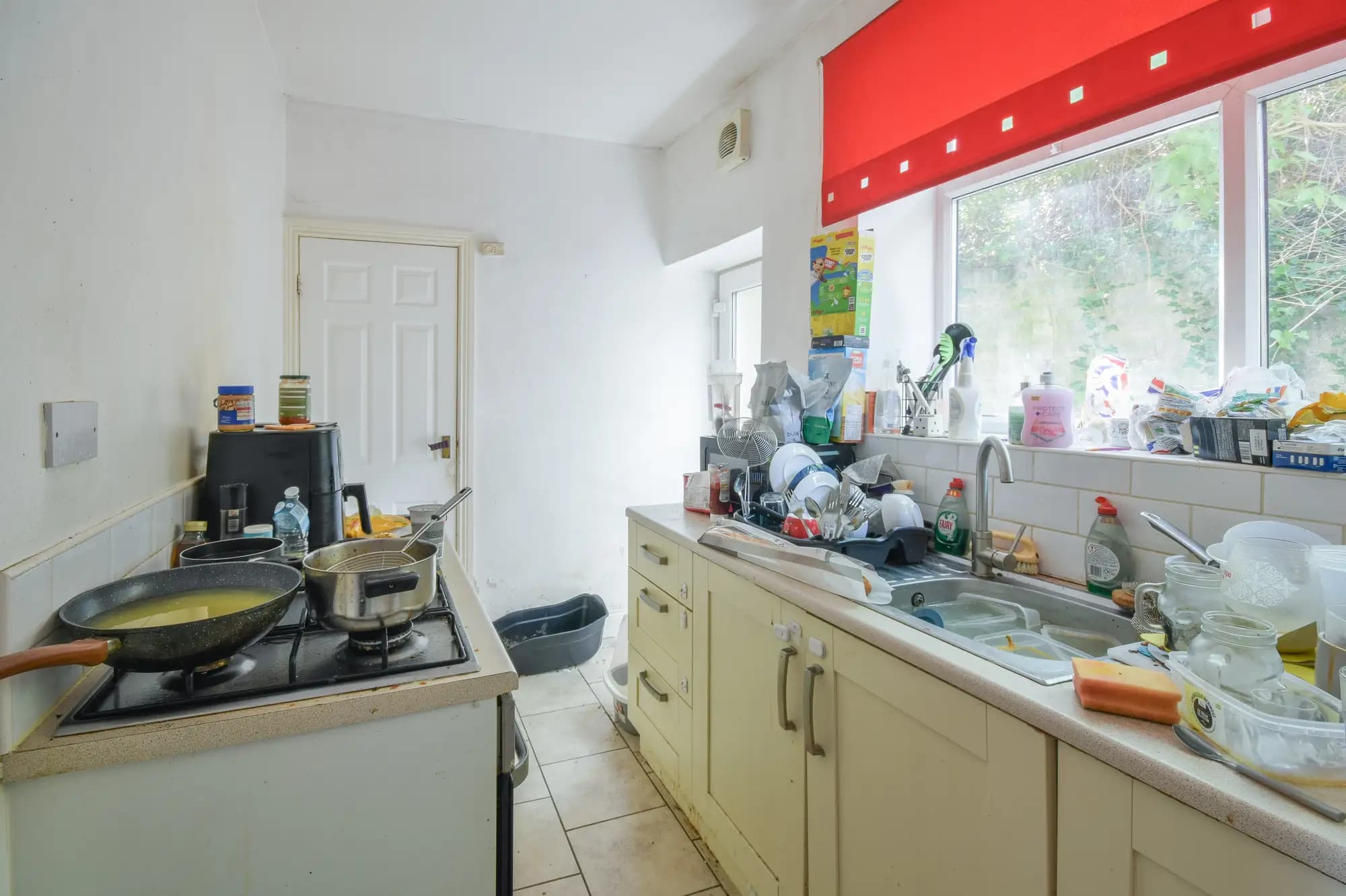 property photo 5 of 13
