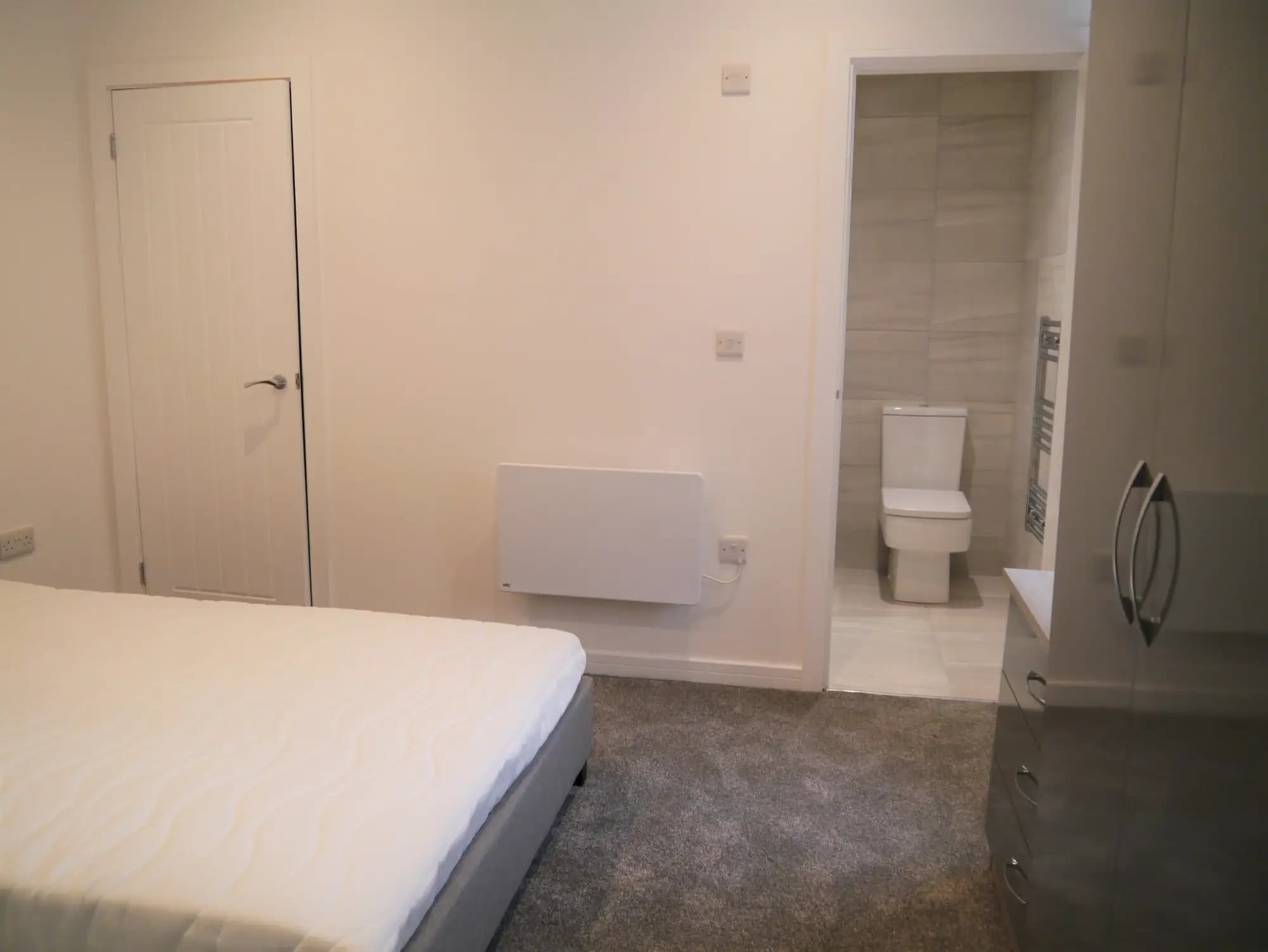 property photo 26 of 34