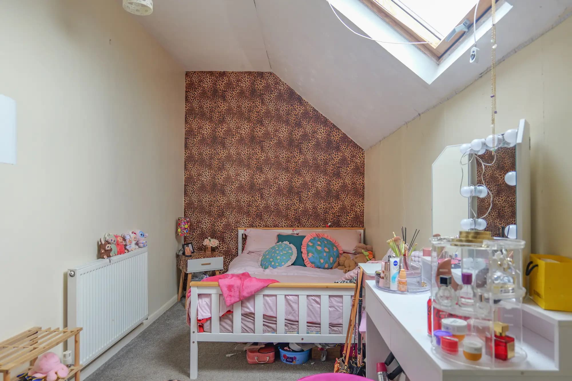 property photo 16 of 27