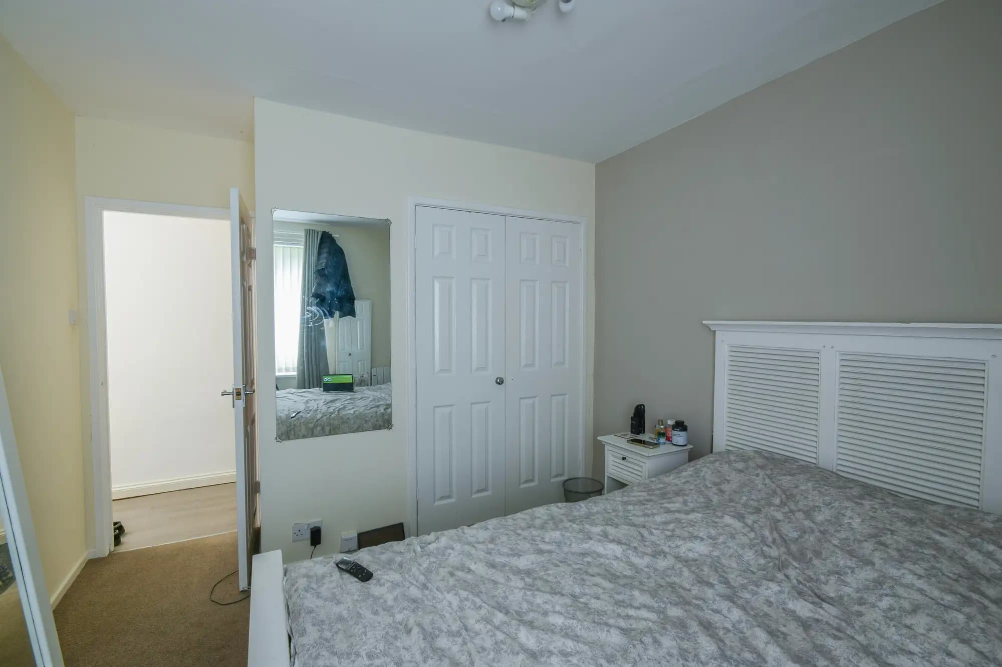 property photo 7 of 14