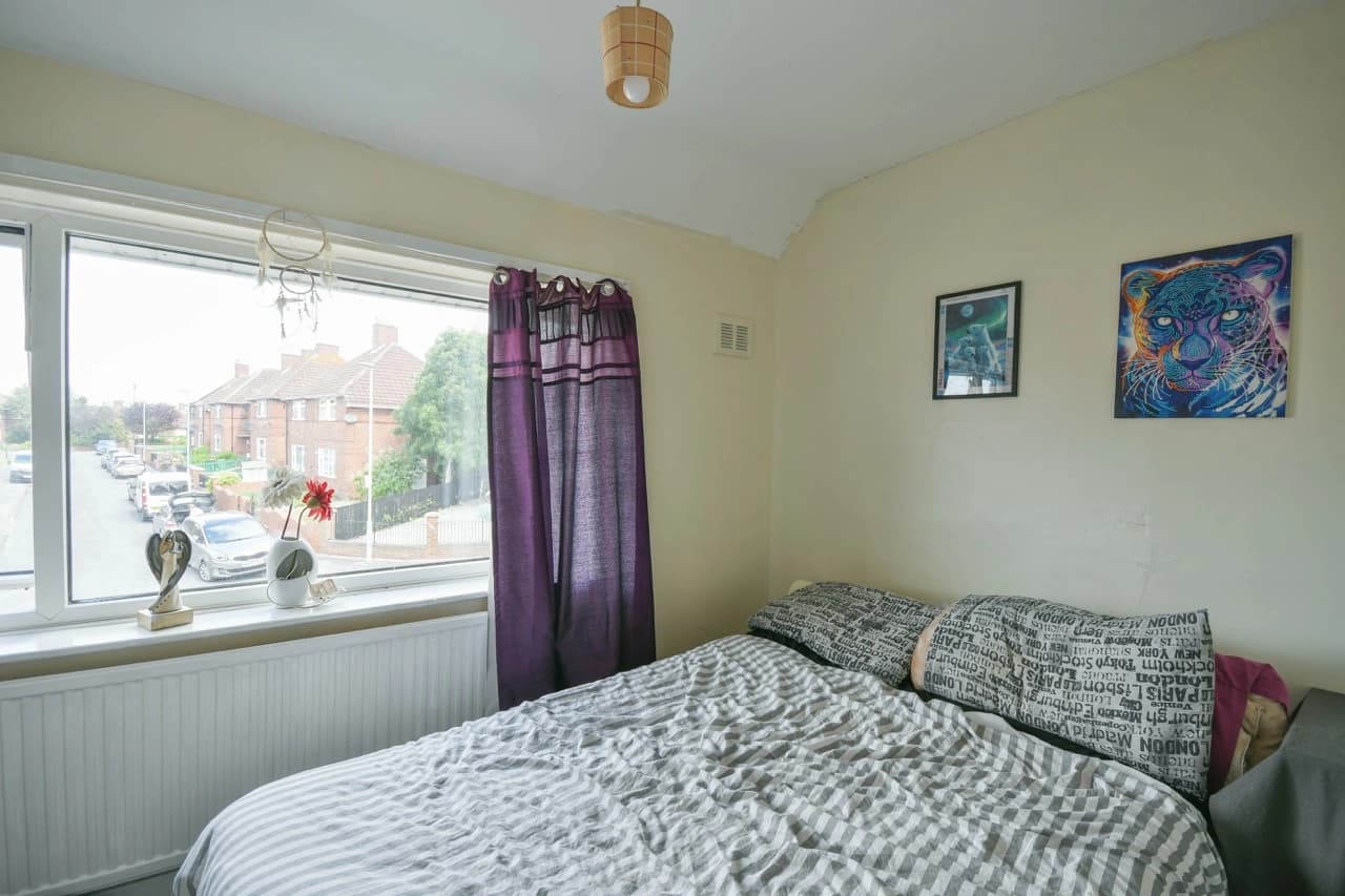 property photo 11 of 20