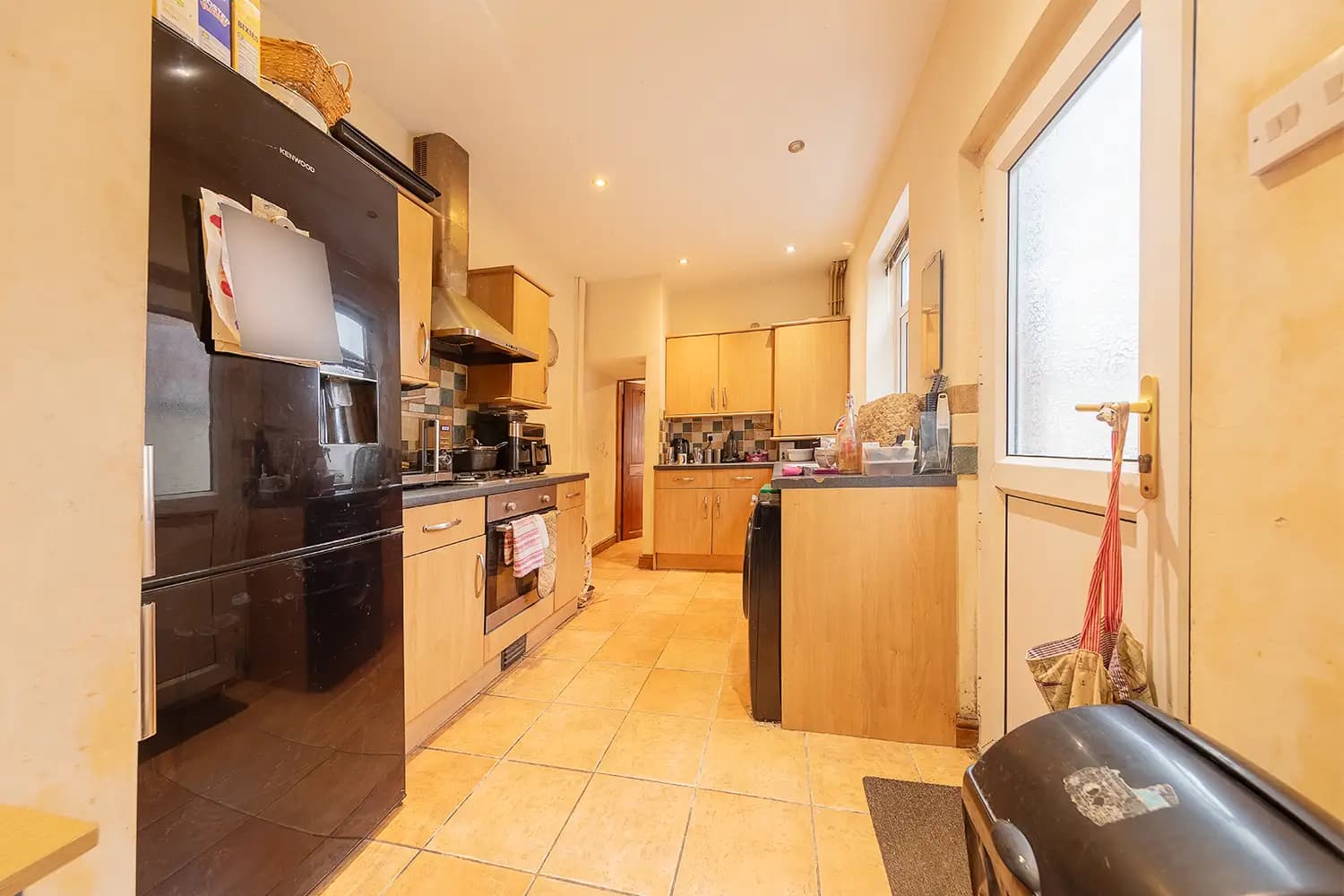 property photo 9 of 31