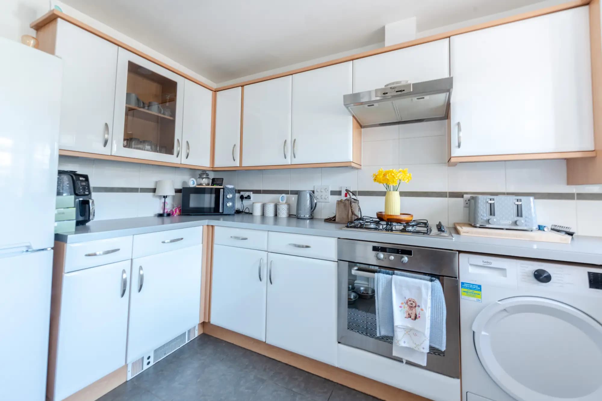 property photo 9 of 43