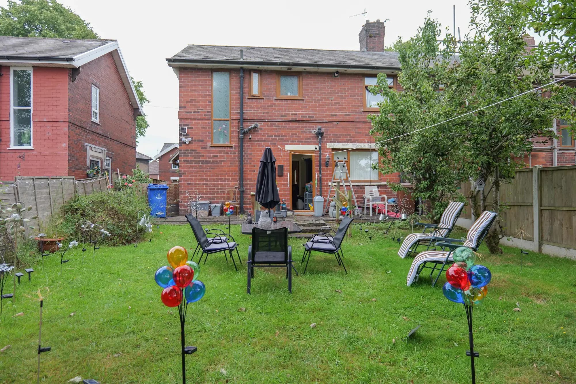 property photo 19 of 25