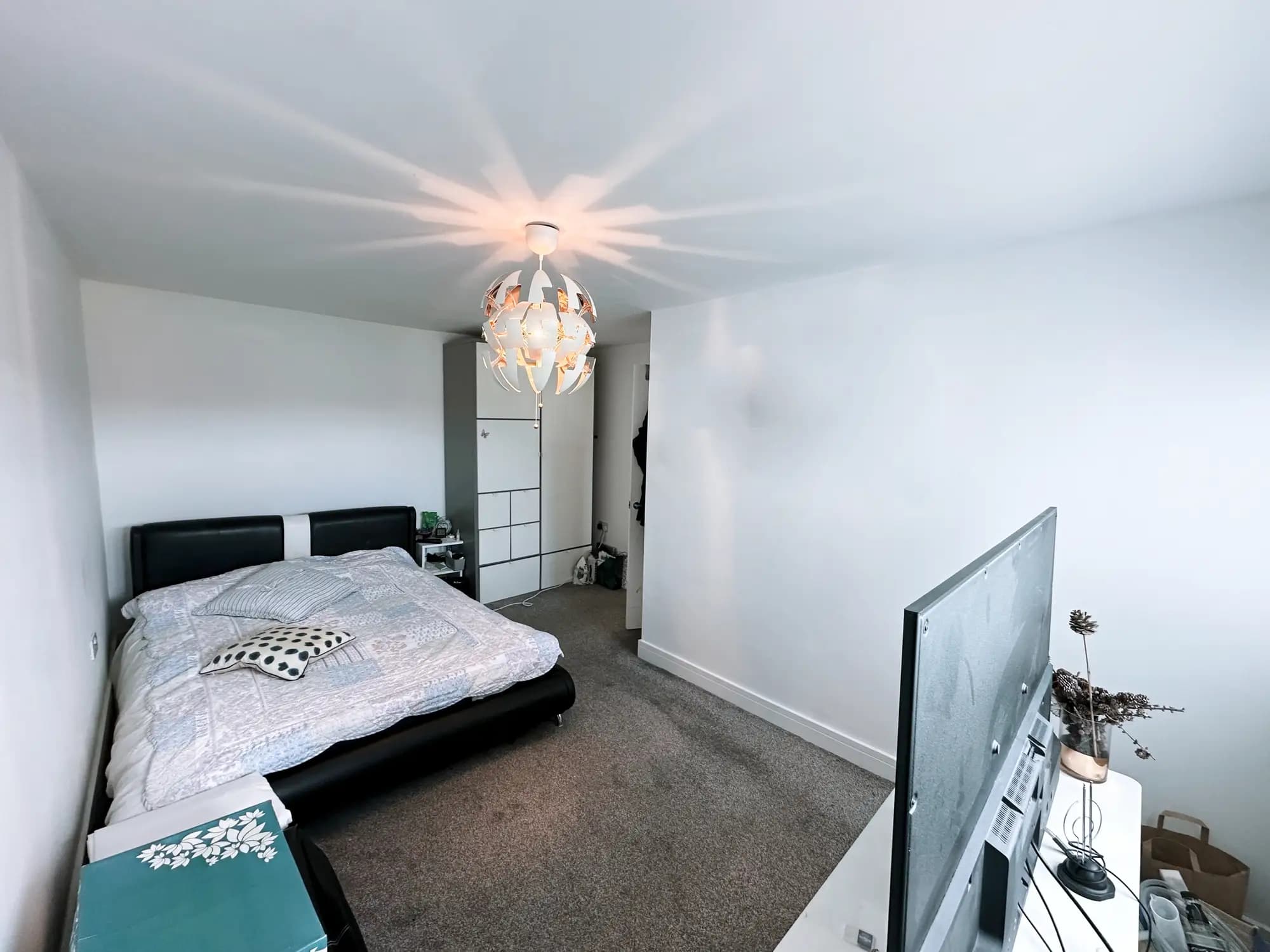 property photo 13 of 29