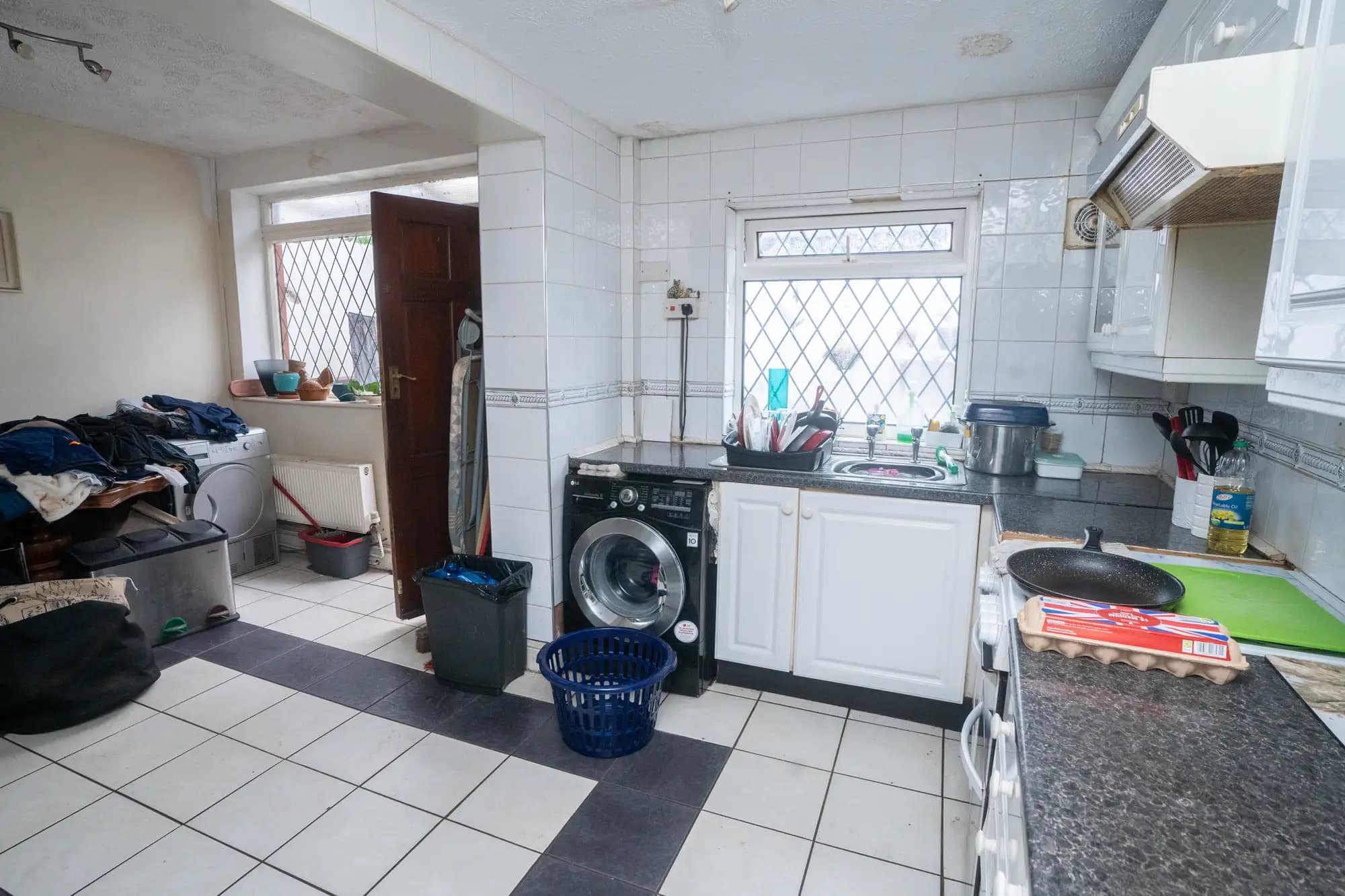 property photo 7 of 29