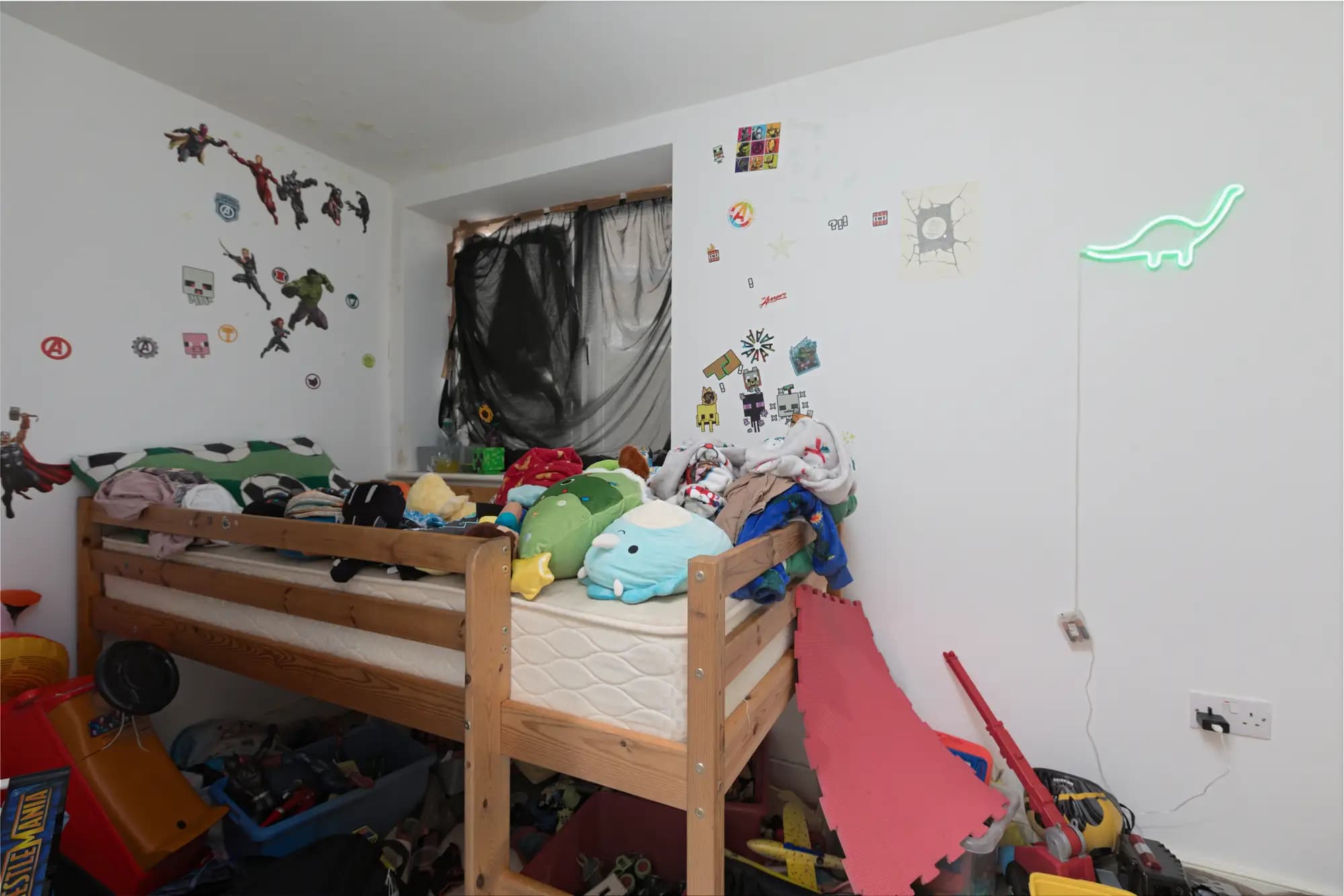 property photo 16 of 30