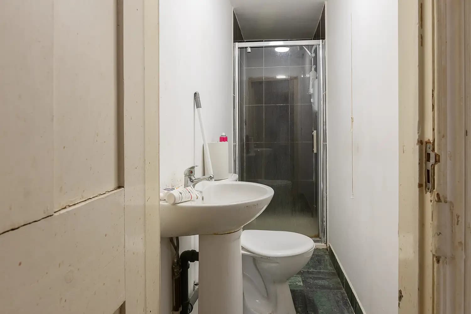 property photo 33 of 118