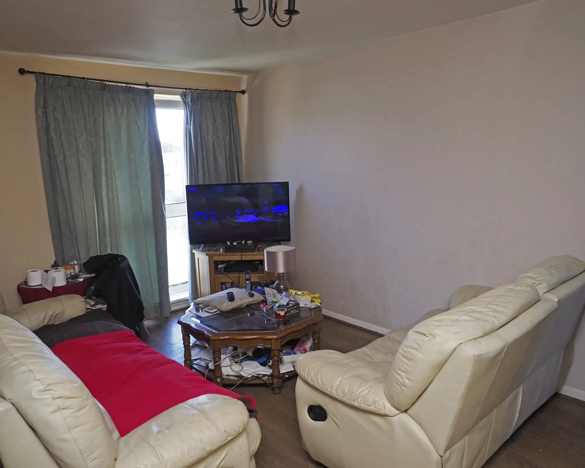 property photo 4 of 17