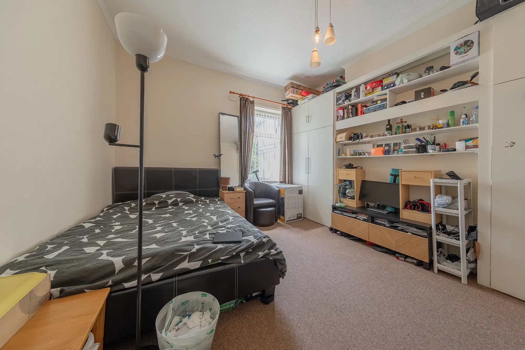 property photo 11 of 23