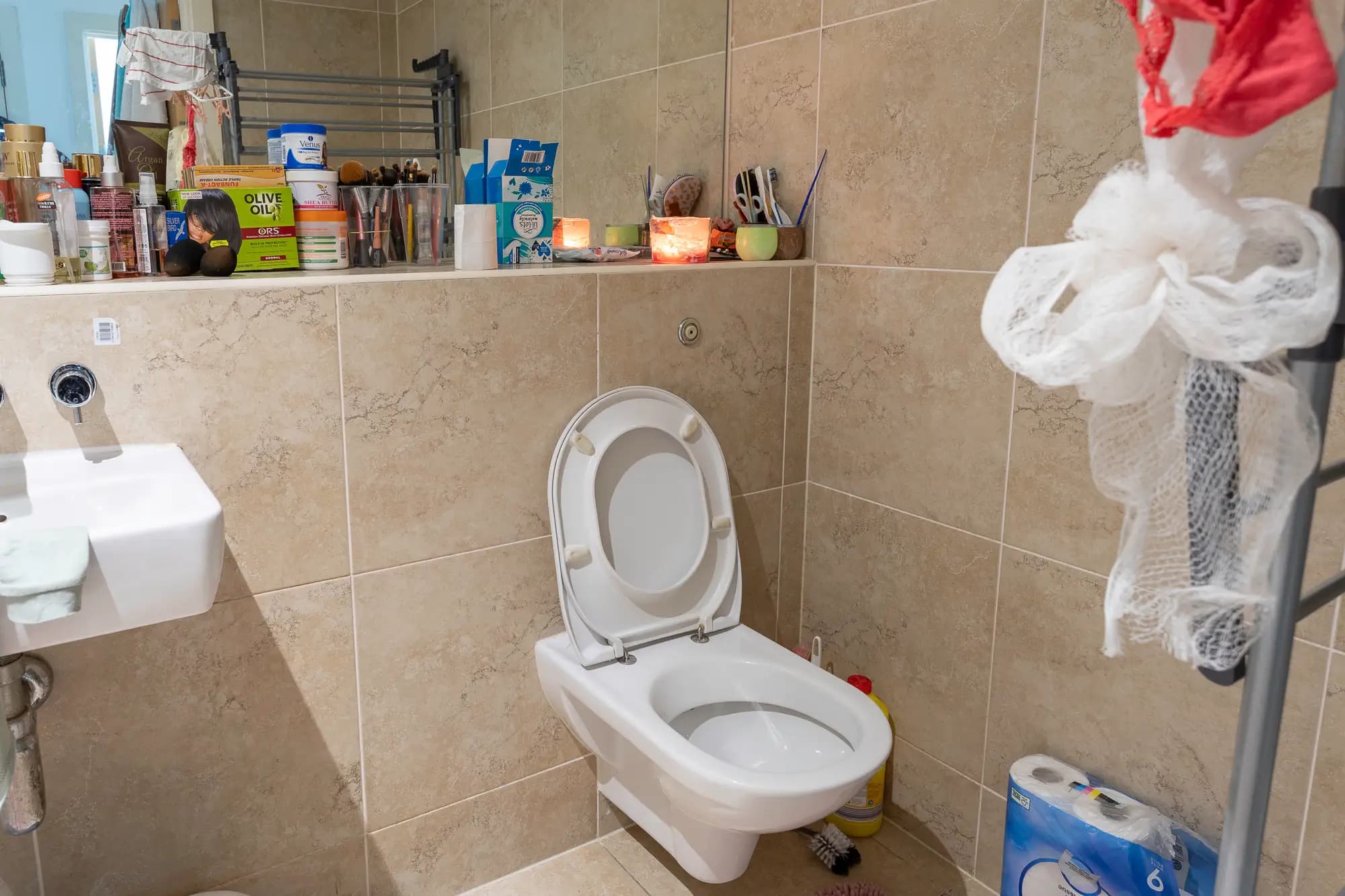 property photo 7 of 21