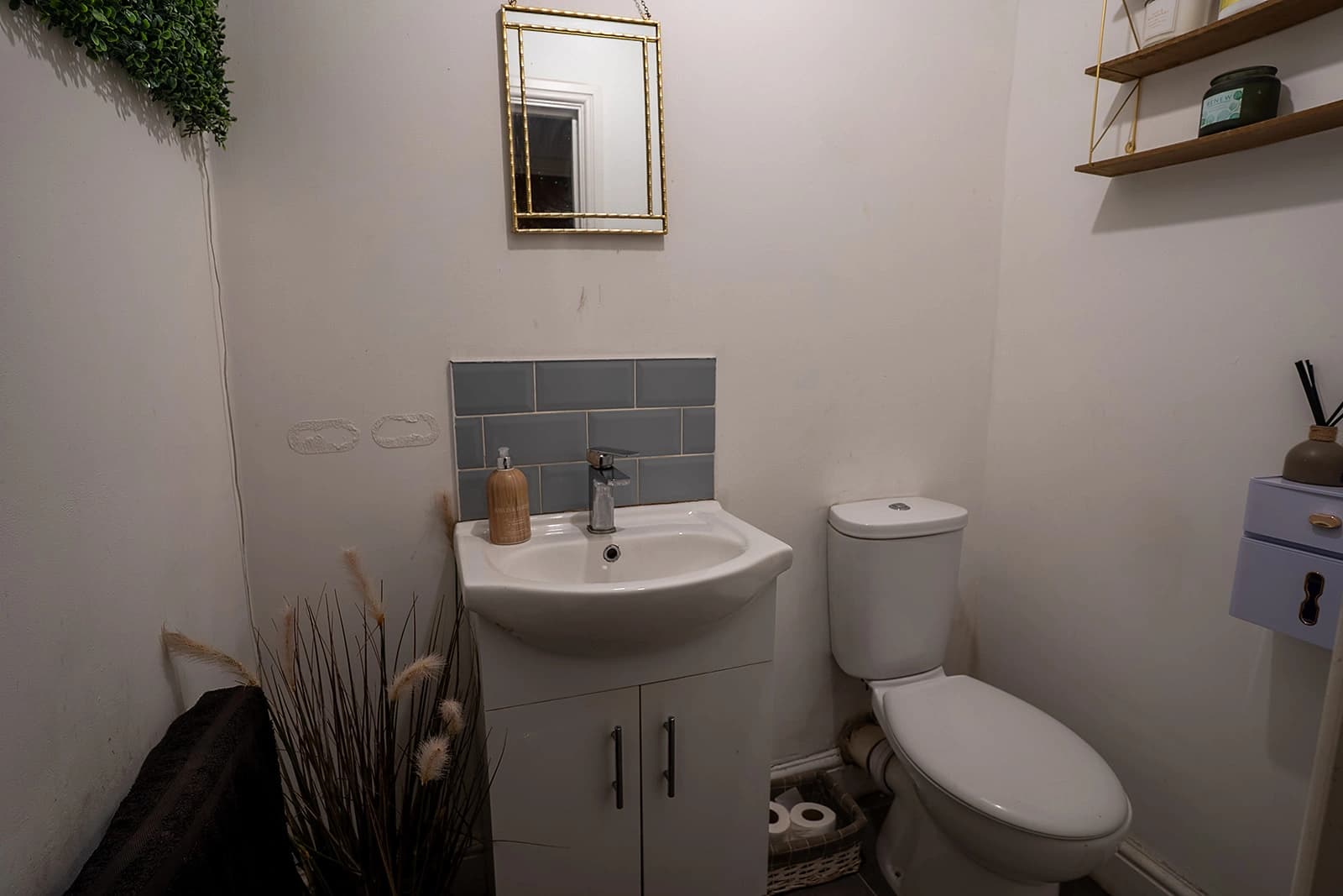 property photo 10 of 26