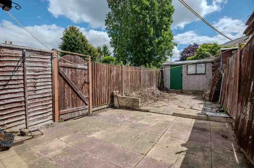 property photo 16 of 19