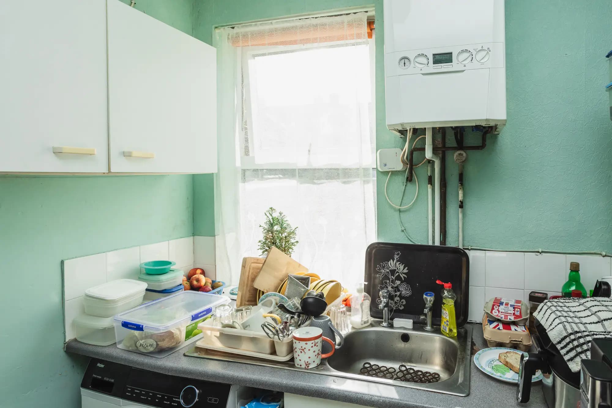 property photo 6 of 19