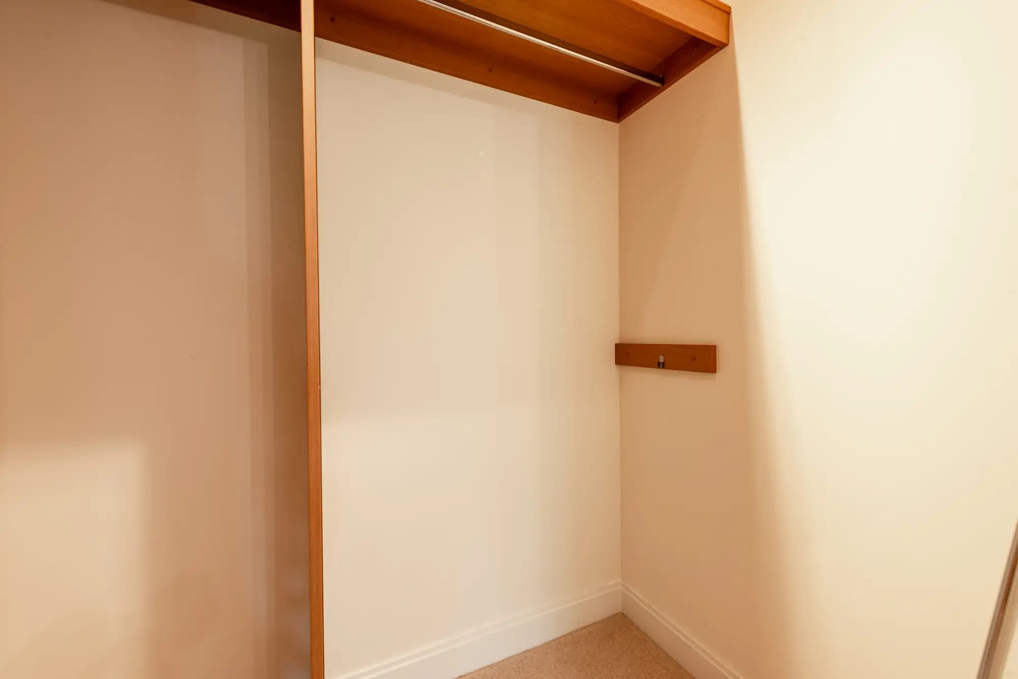 property photo 21 of 42