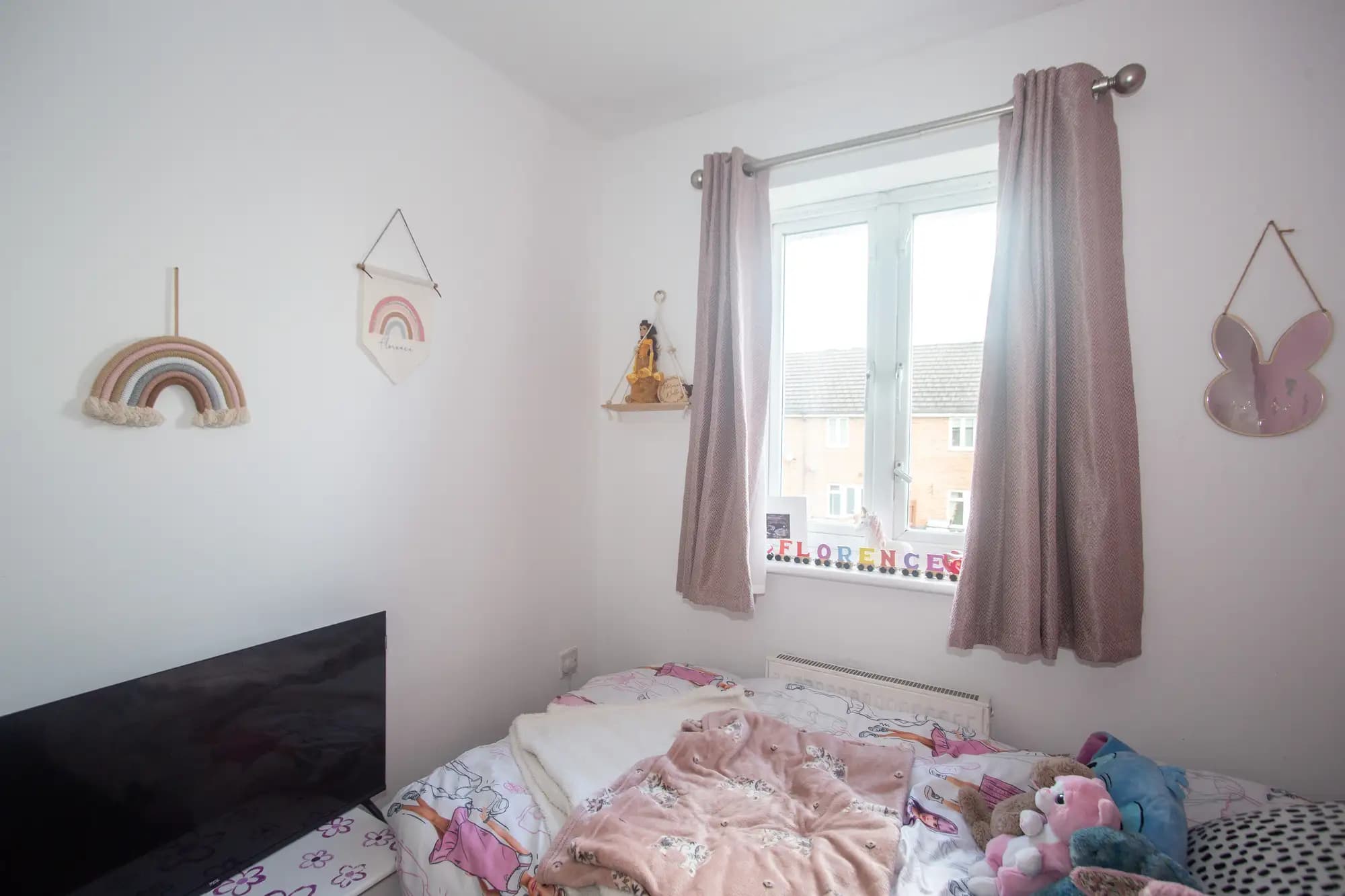 property photo 14 of 24