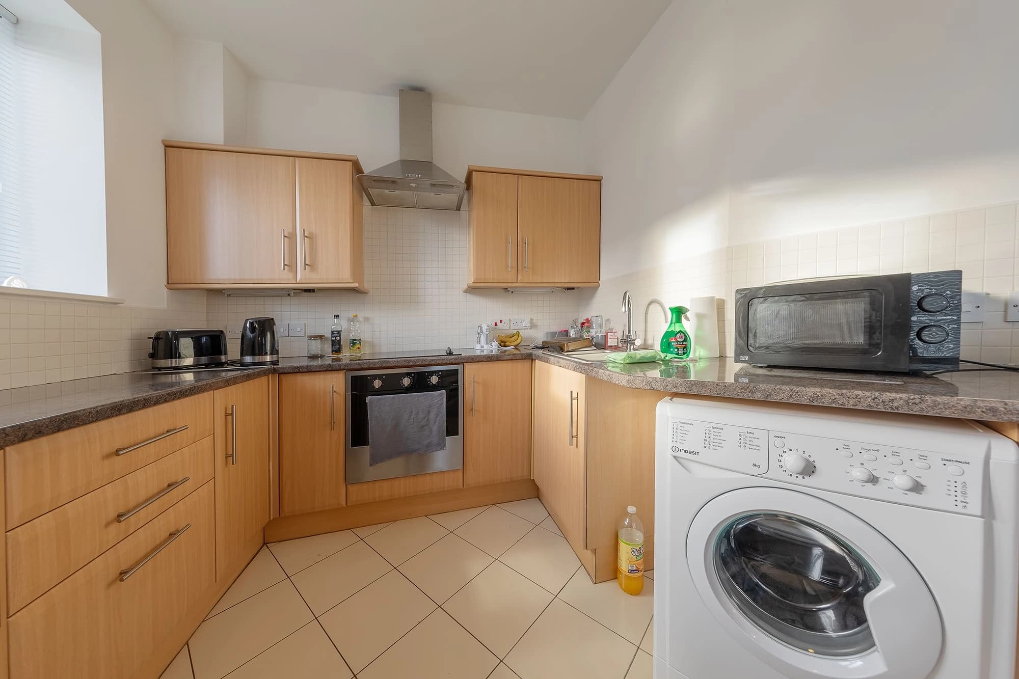 property photo 5 of 15