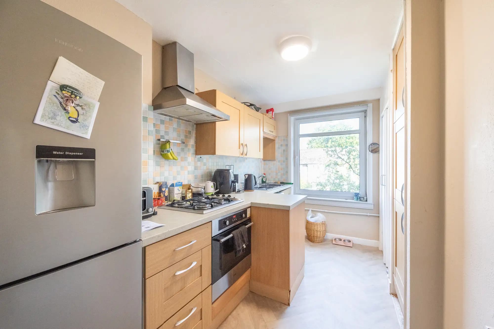 property photo 6 of 19