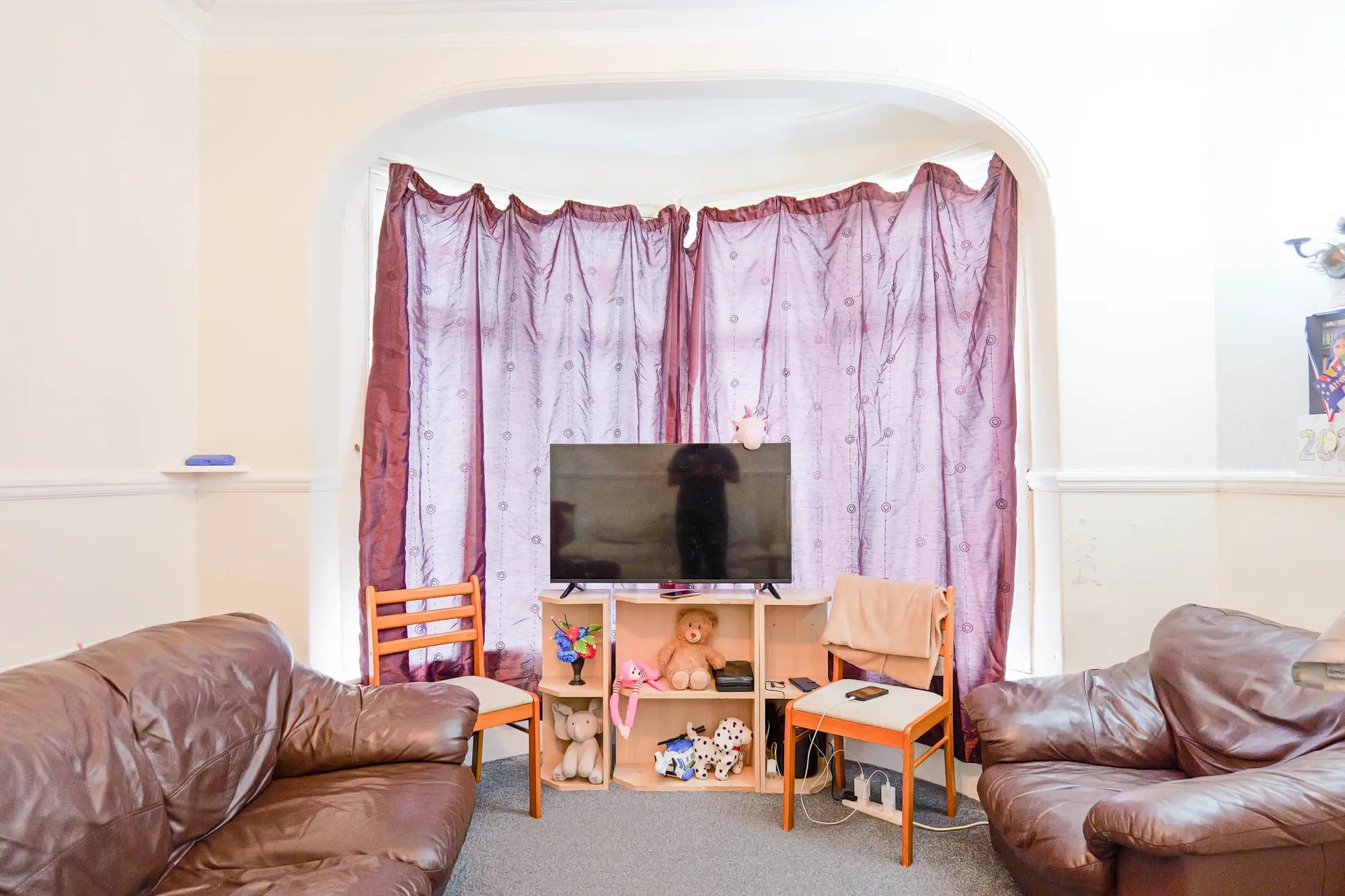 property photo 3 of 17