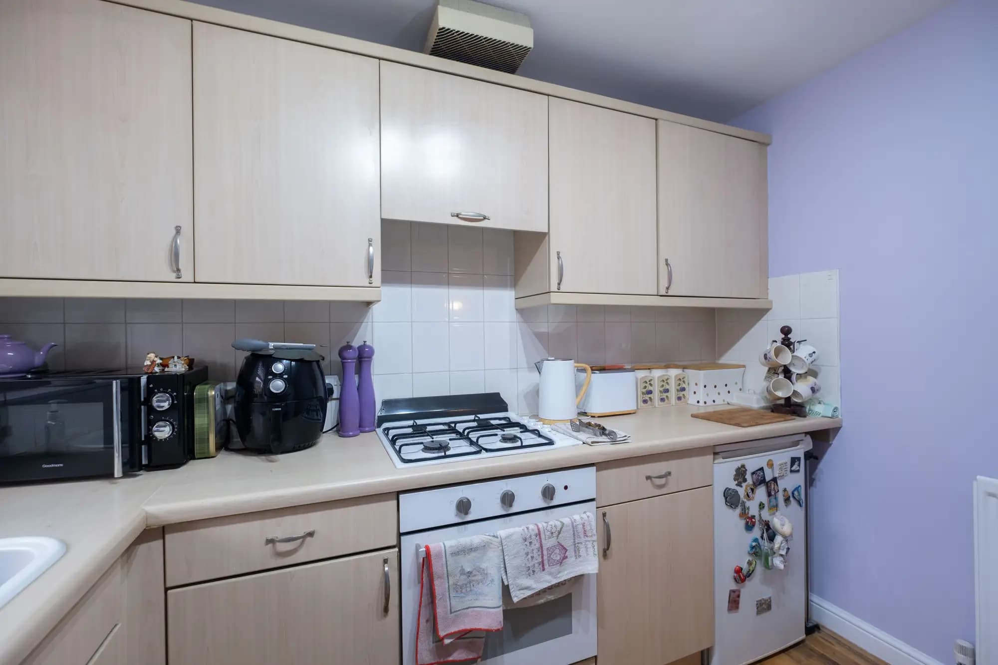 property photo 8 of 34